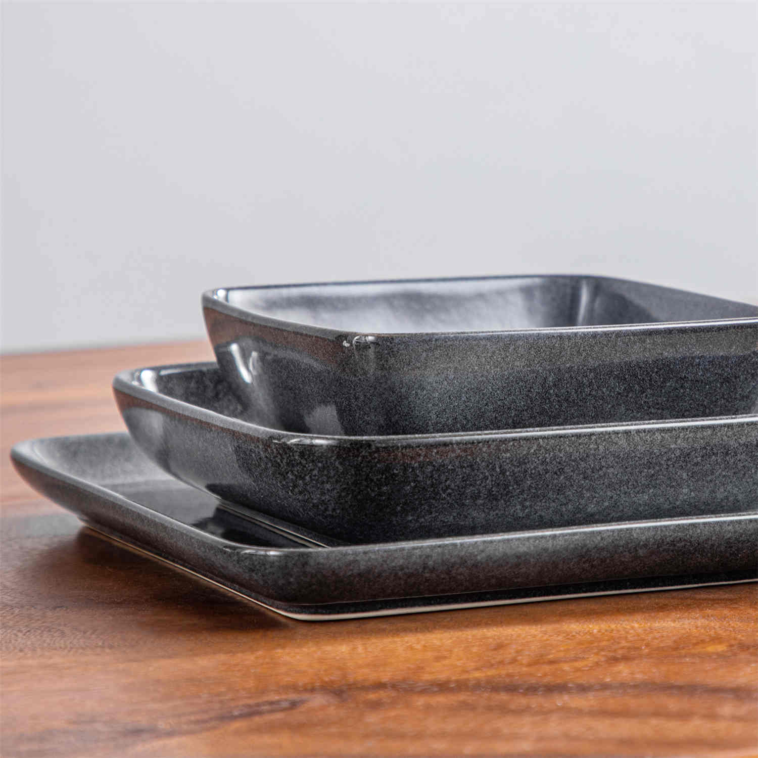 Stern 16 Piece Dinnerware Set - Image 34