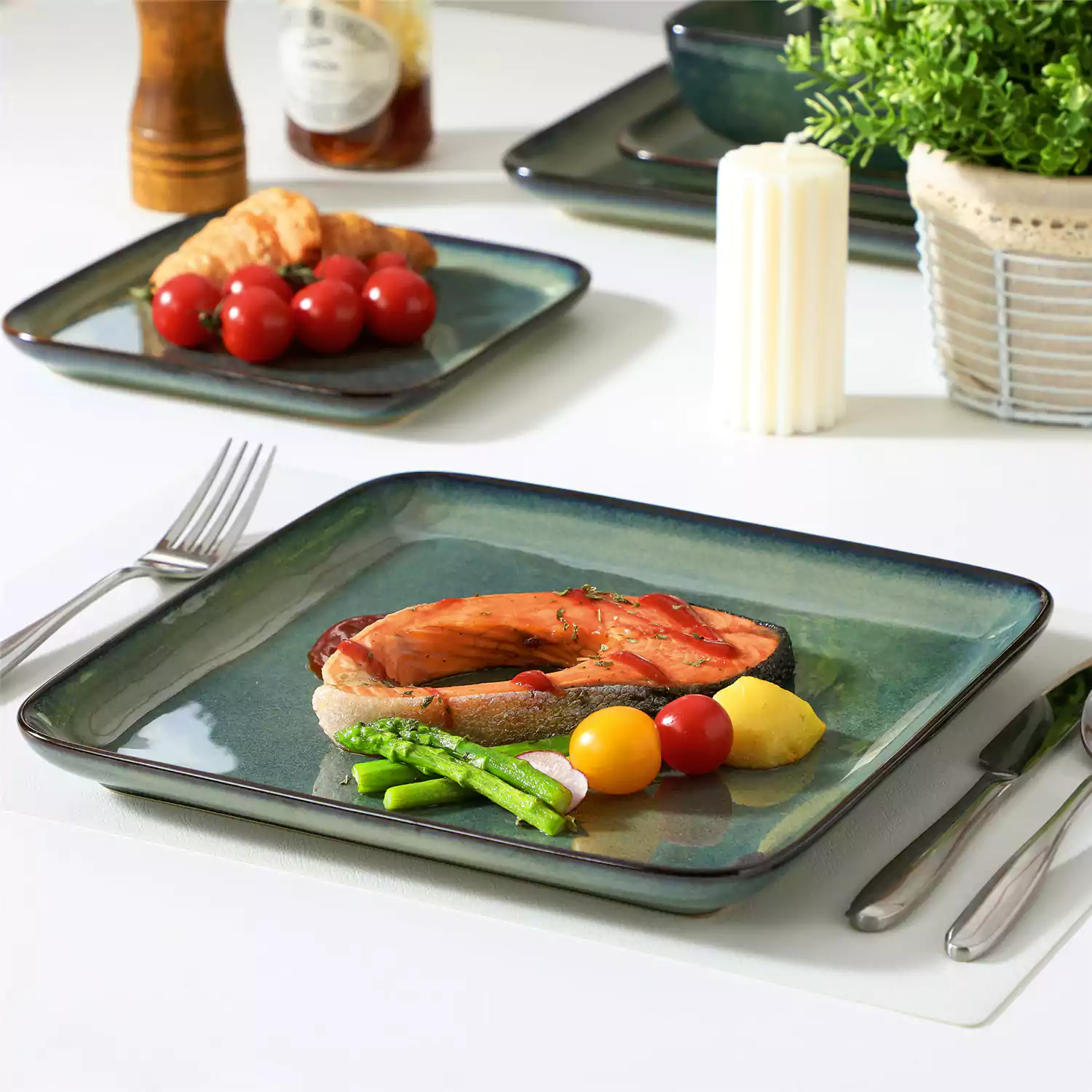 Stern 18 Piece Dinnerware Set - Image 20