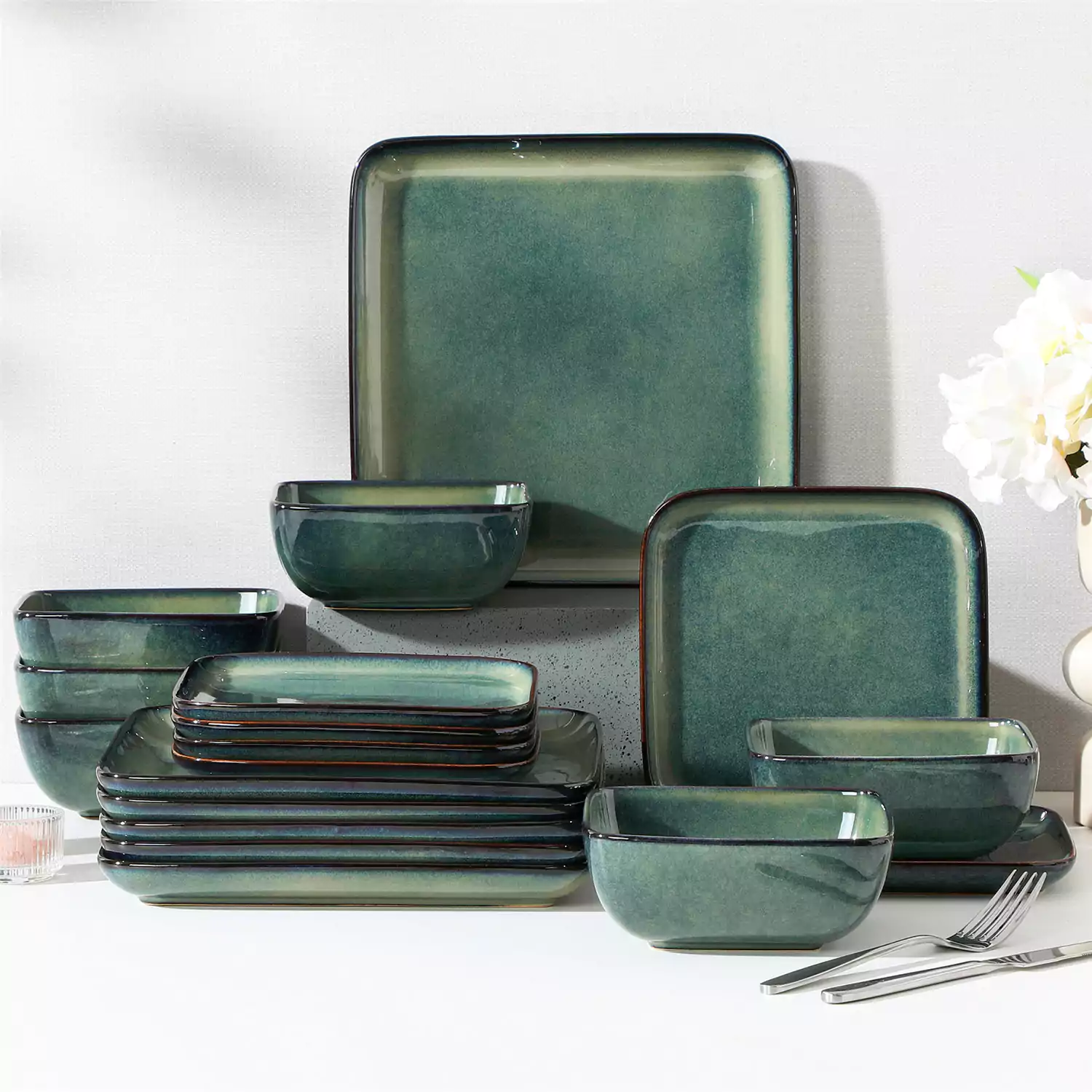 Stern 18 Piece Dinnerware Set - Image 25