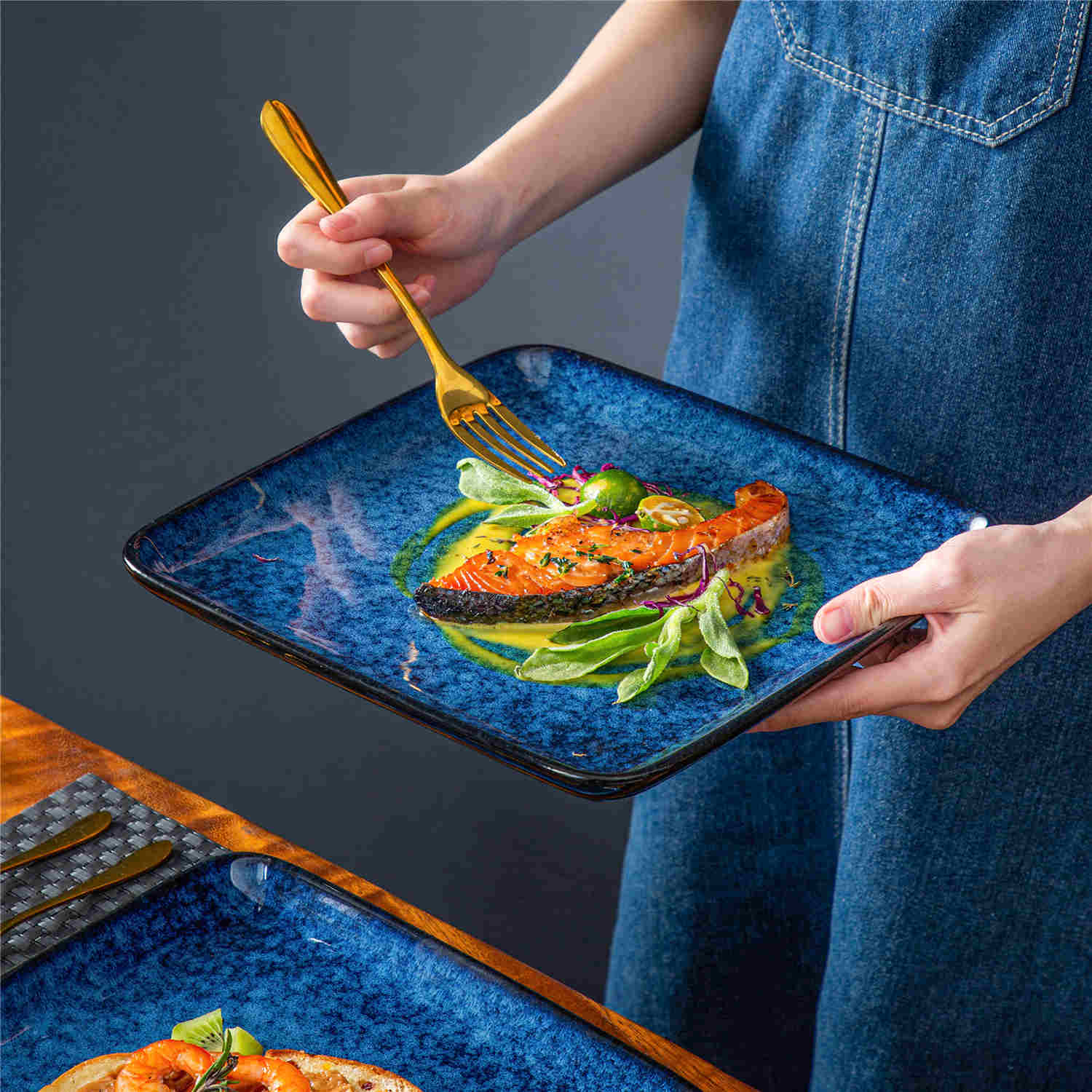 Stern Dinner Plates Set of 4 - Image 12