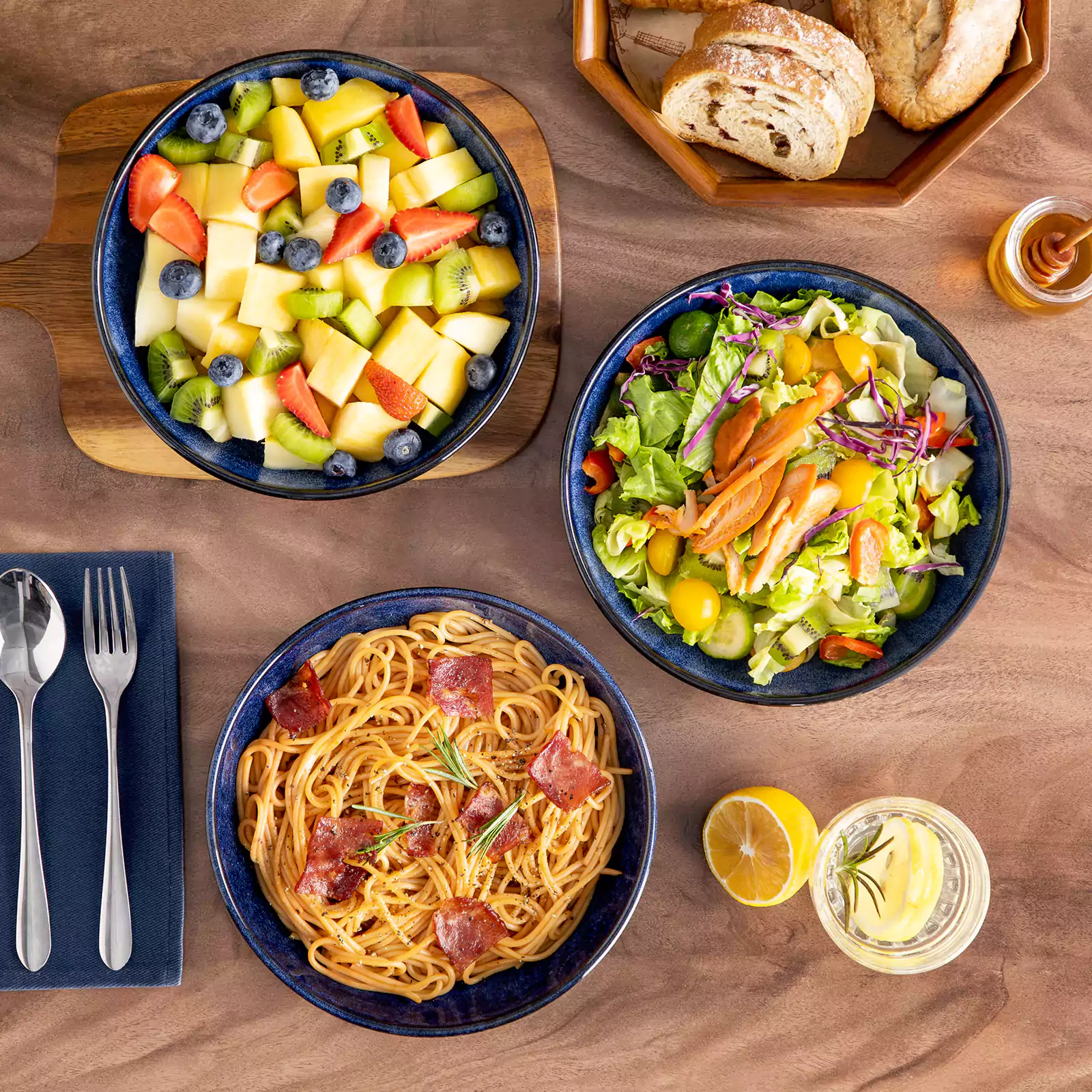 Stern Pasta Bowls Set of 4 - Image 3