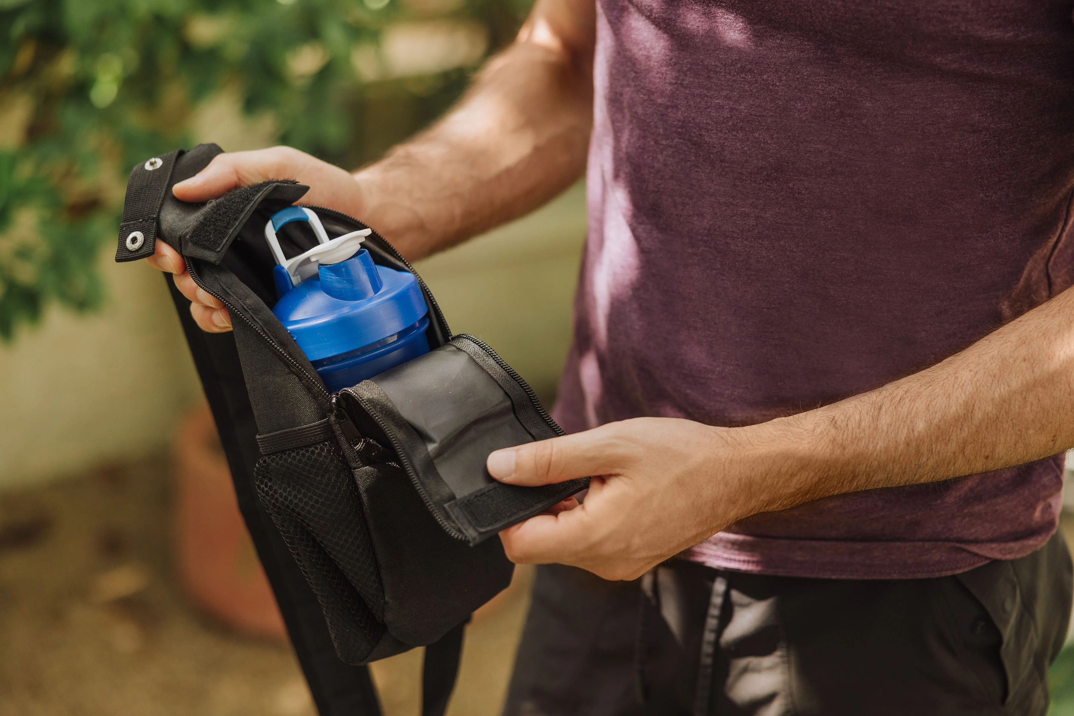 Strider Crossbody Cooler Sling Bag - Image 7