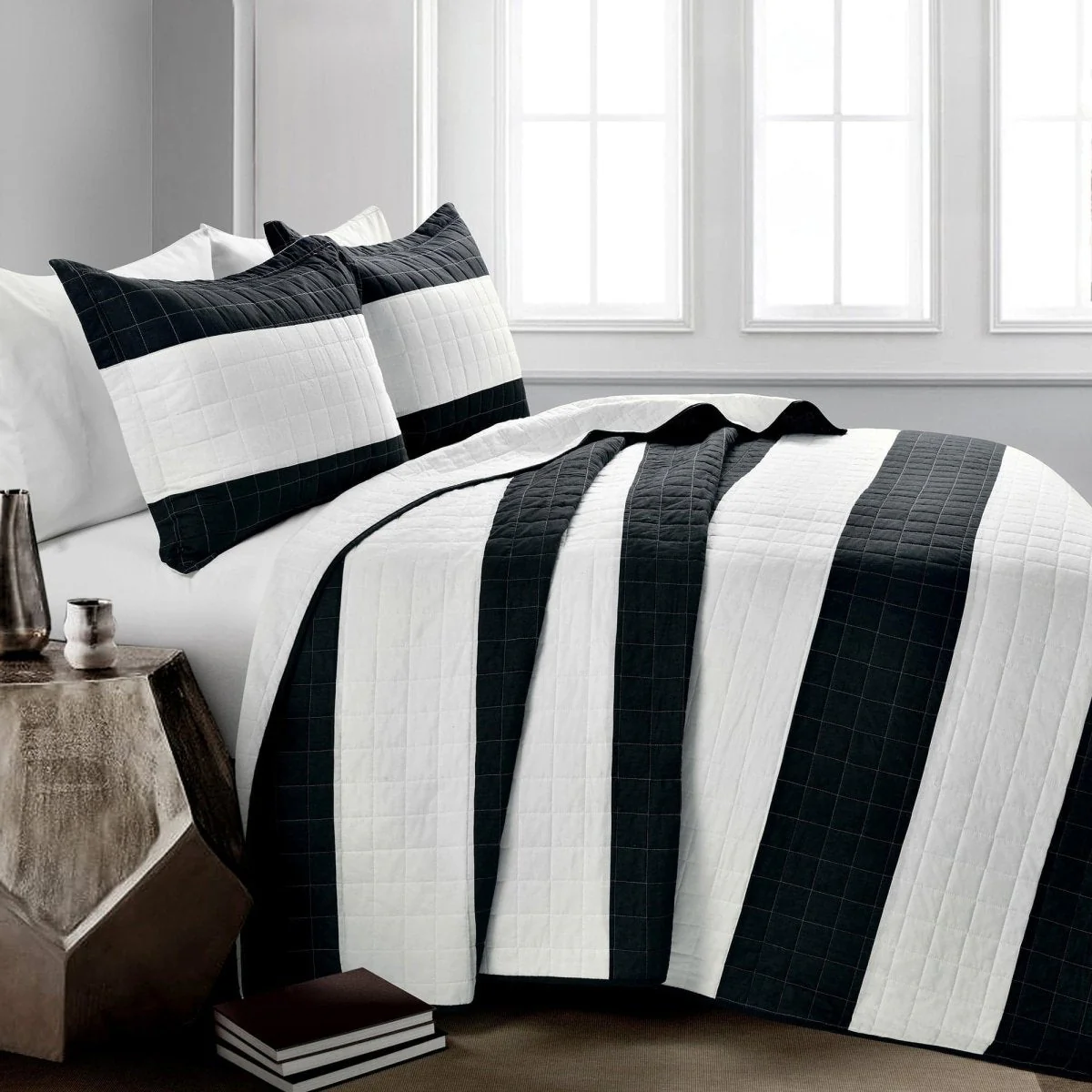 Stripe 3 Piece Quilt Set - Image 7