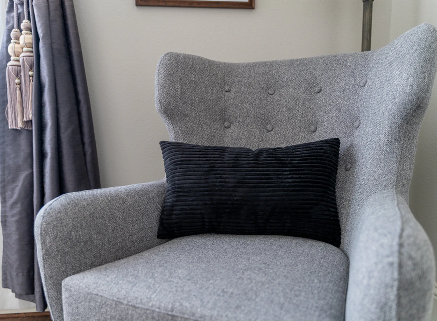 Stripe Throw Pillow (With Insert) 4 size options Elevate complete with a premium insert pack of 1 - Image 16