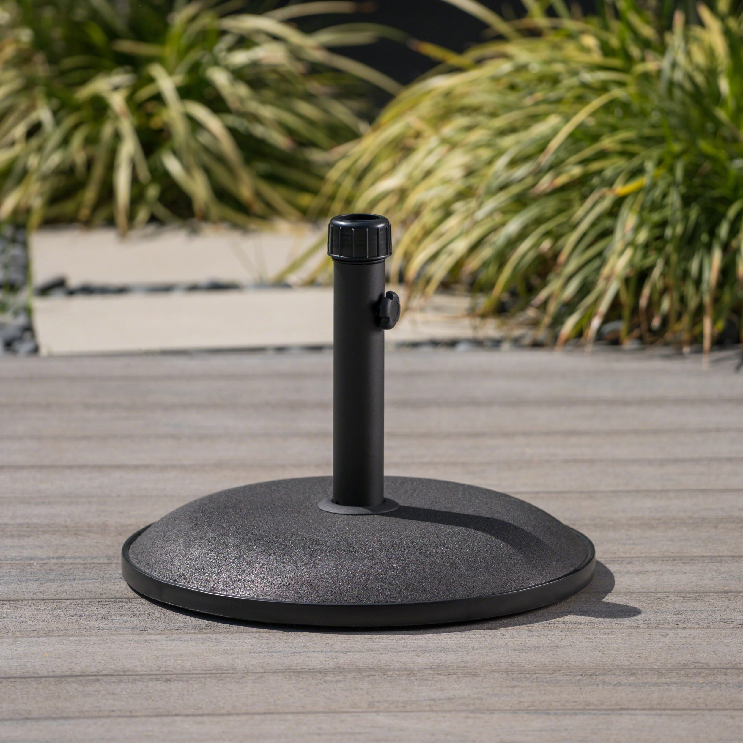 Stylish Concrete Umbrella Base with Iron Support Pole - Image 2