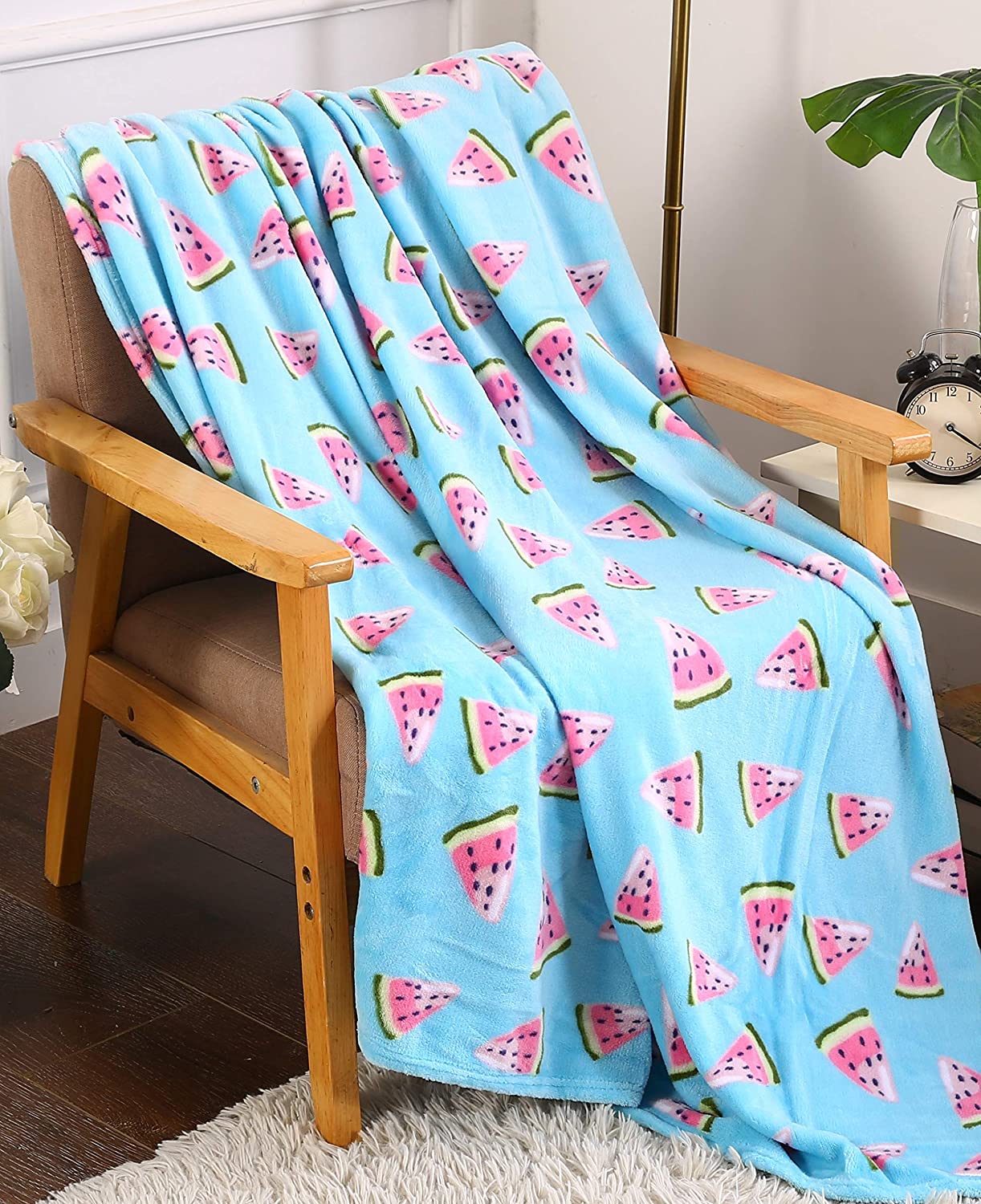 Summertime Whimsy Plush Fleece Throw Blanket (50" x 60") - Watermelon Slices - Image 4