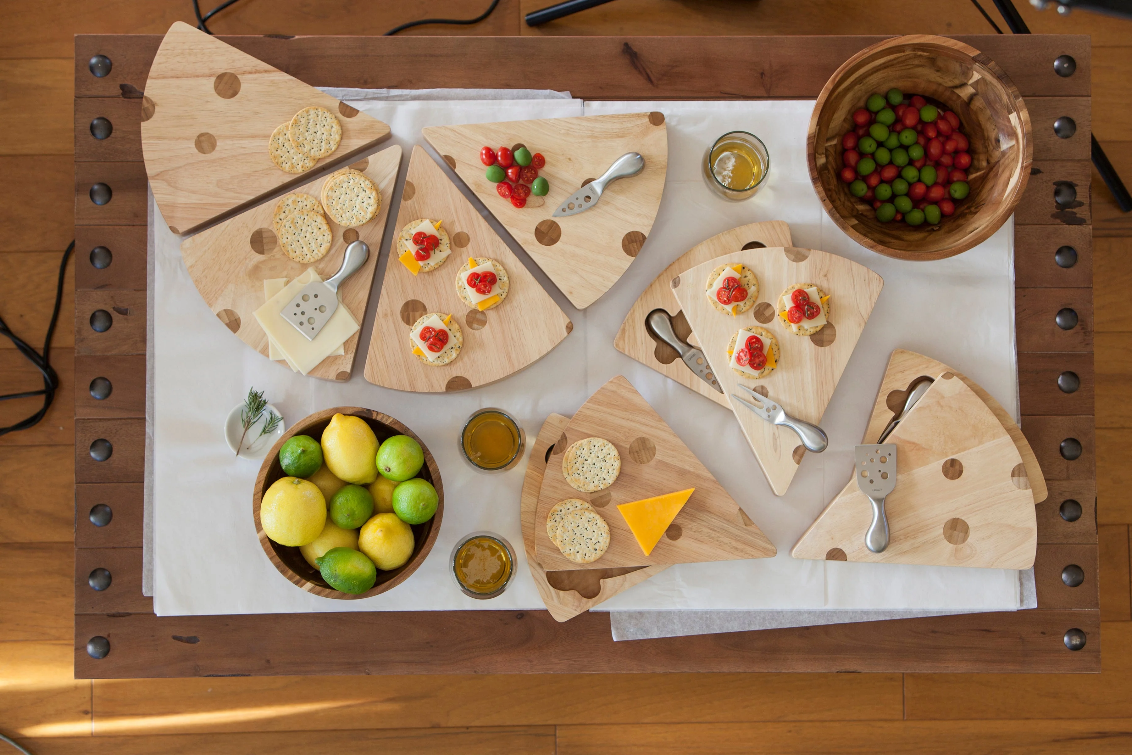 Swiss Cheese Cutting Board & Tools Set - Image 10