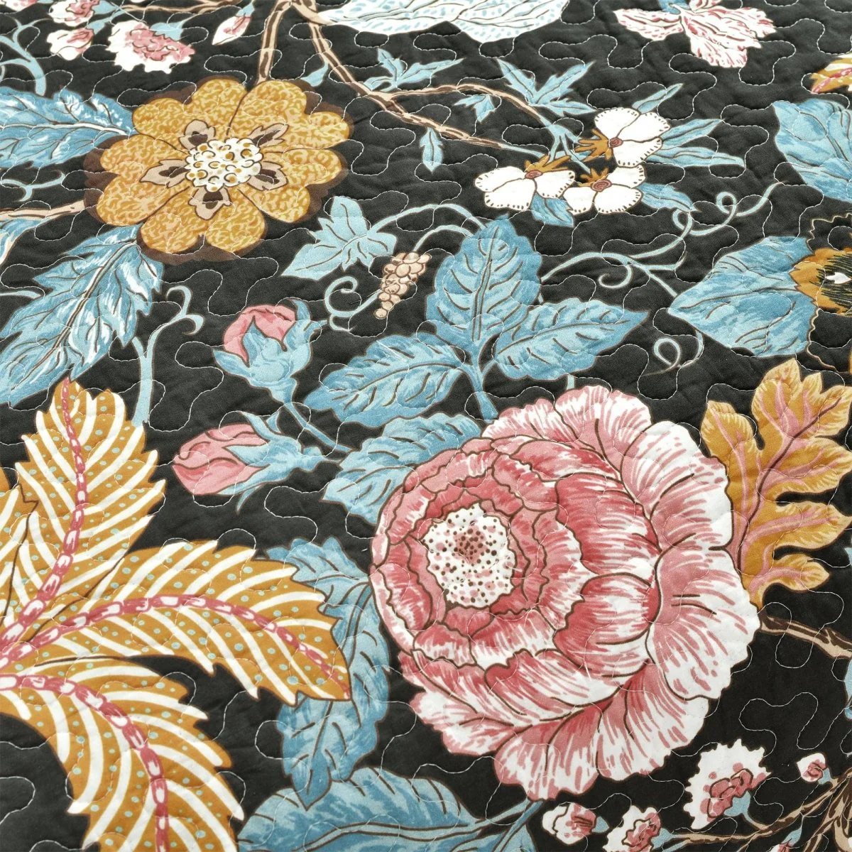 Sydney 3 Piece Quilt Set - Image 25