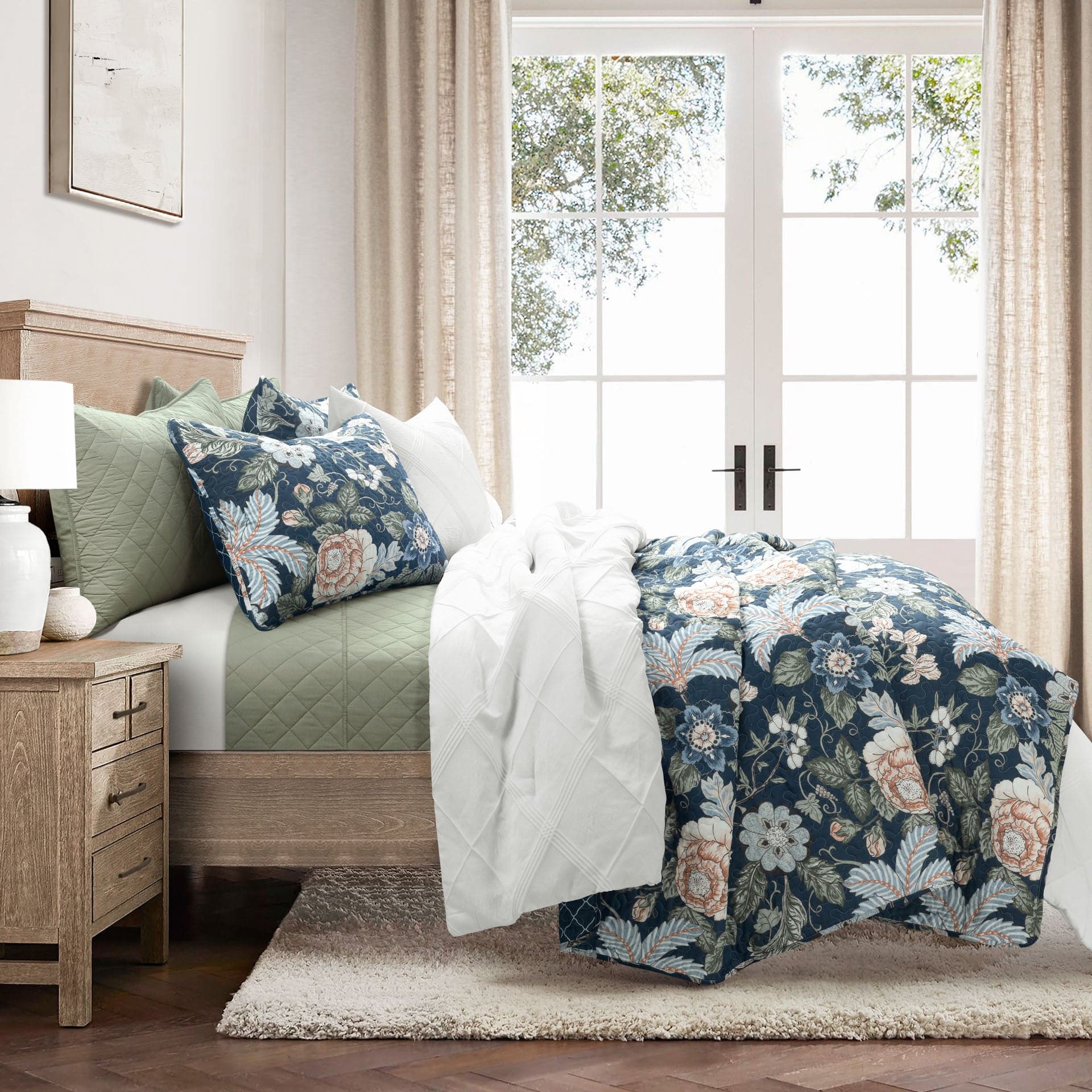 Sydney 3 Piece Quilt Set - Image 40