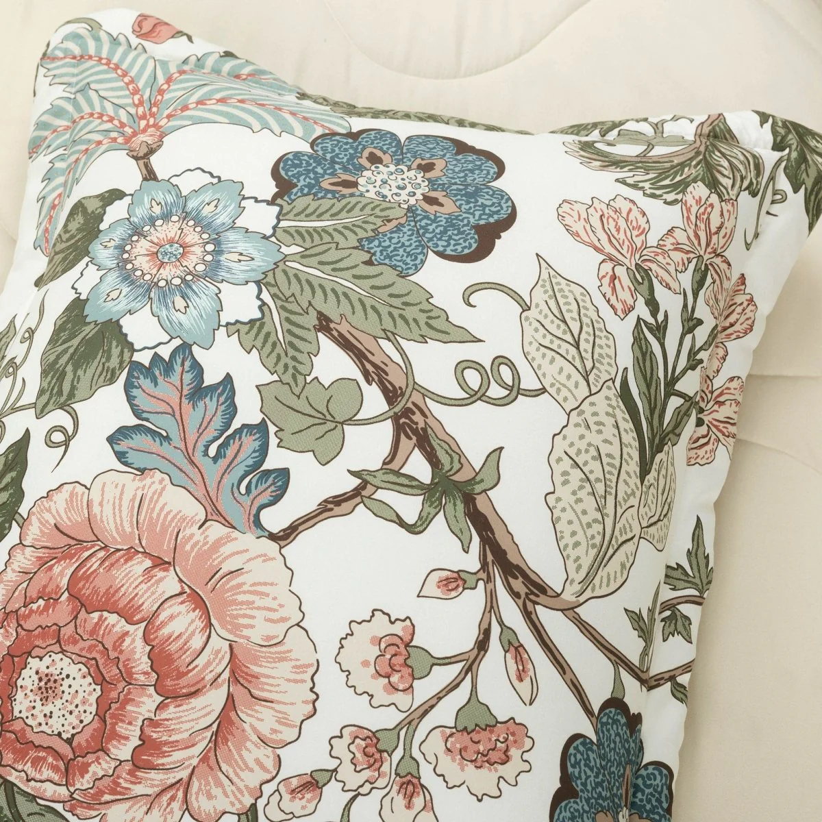 Sydney Comforter 7 Piece Set - Image 9