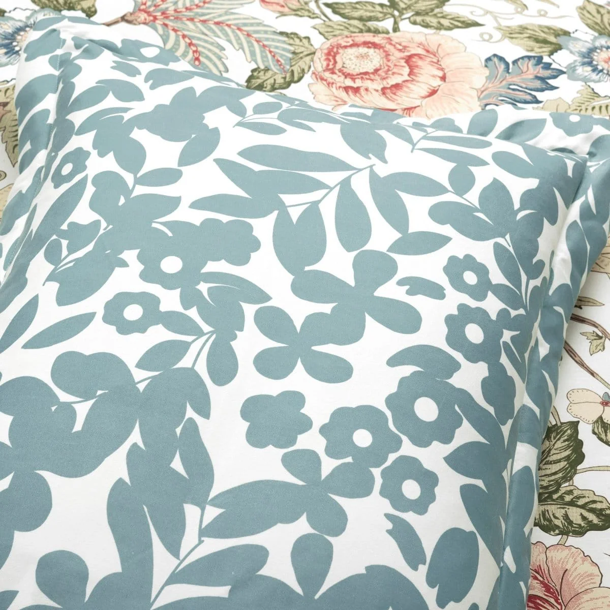 Sydney Floral Comforter 3 Piece Set - Image 6