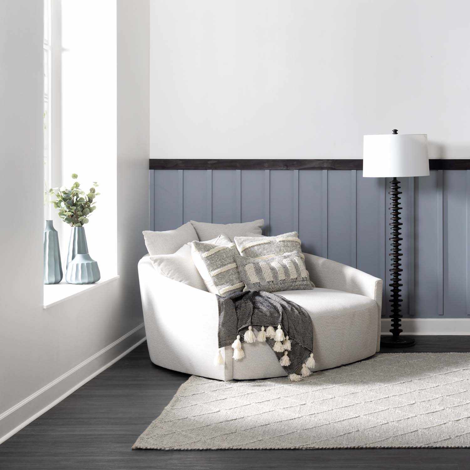 Syosset Area Rug - Clearance - Image 4