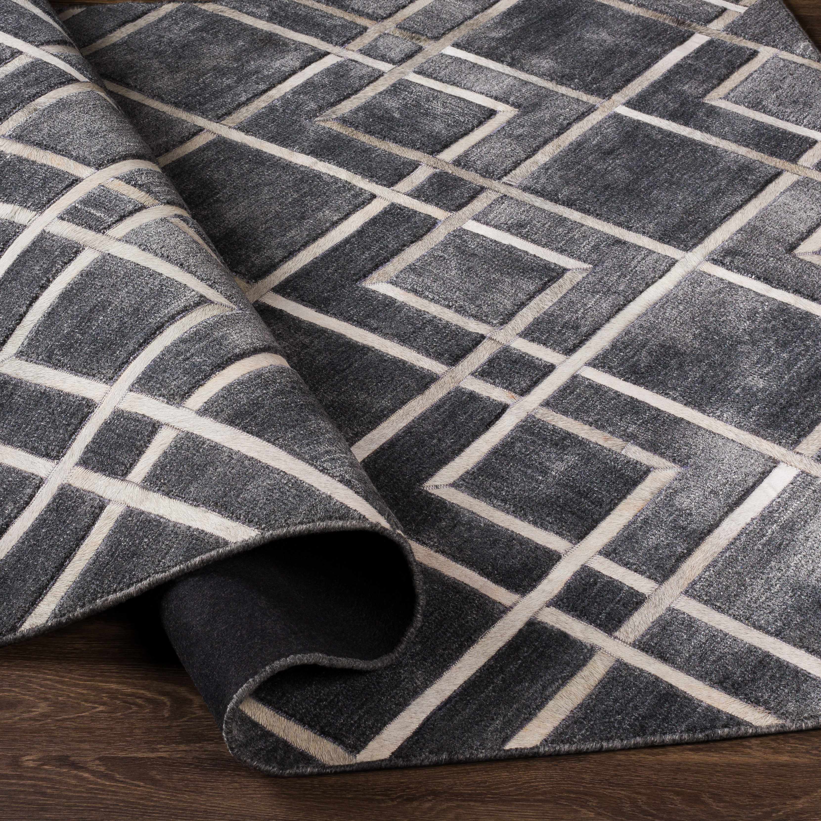 Taclobo Area Rug - Clearance - Image 8