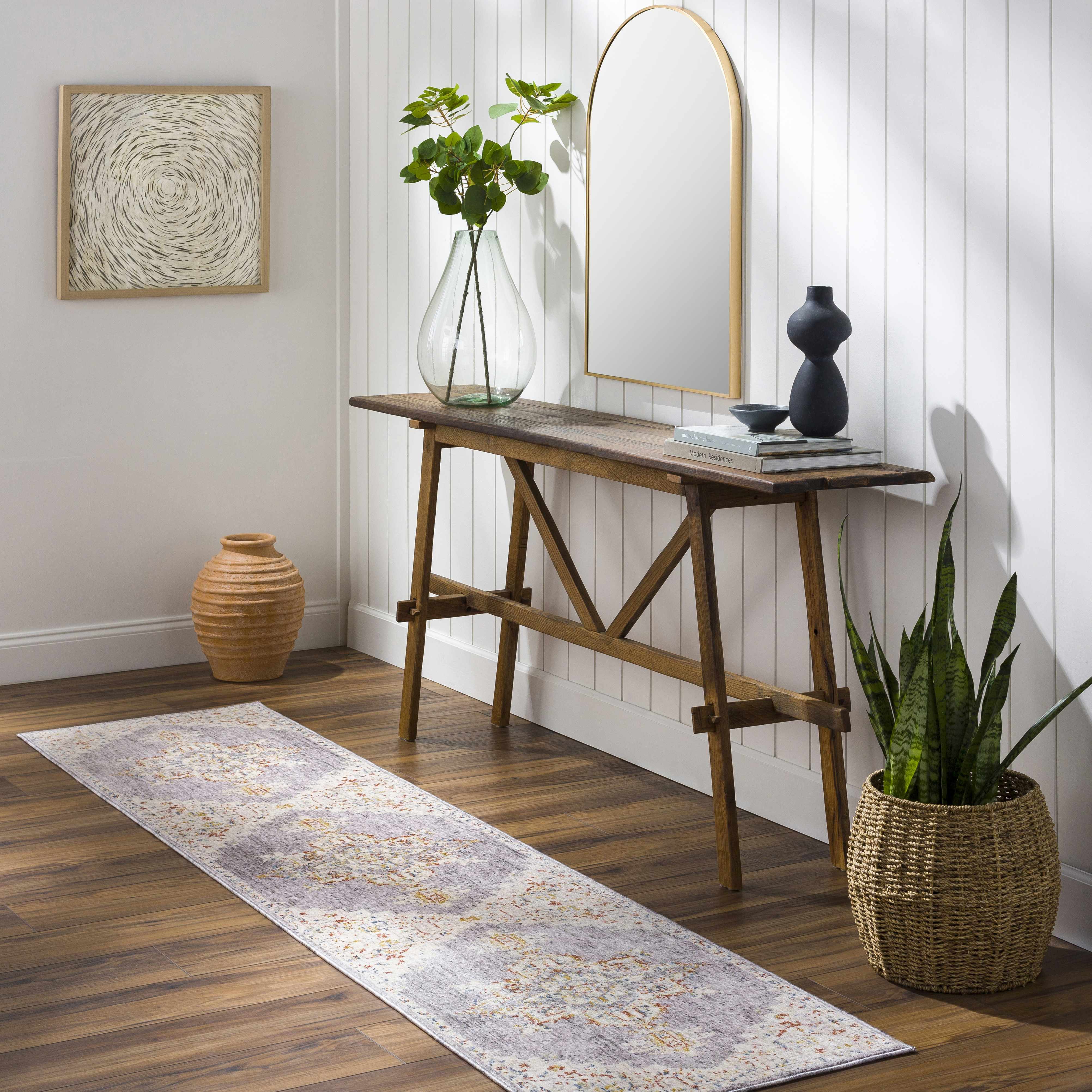 Taia Traditional Style Rug - Clearance - Image 8
