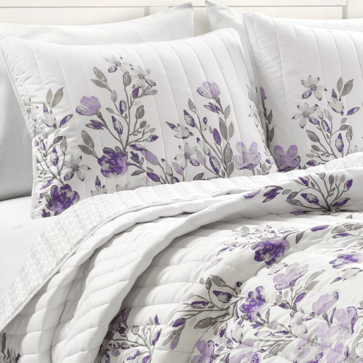 Tanisha Reversible Quilt 3 Piece Set - Image 4