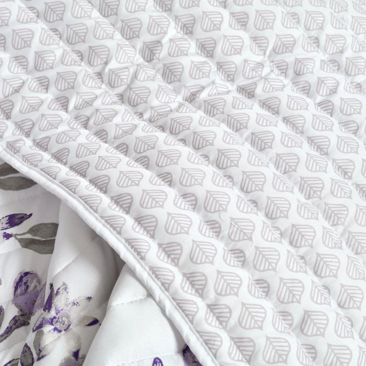 Tanisha Reversible Quilt 3 Piece Set - Image 8