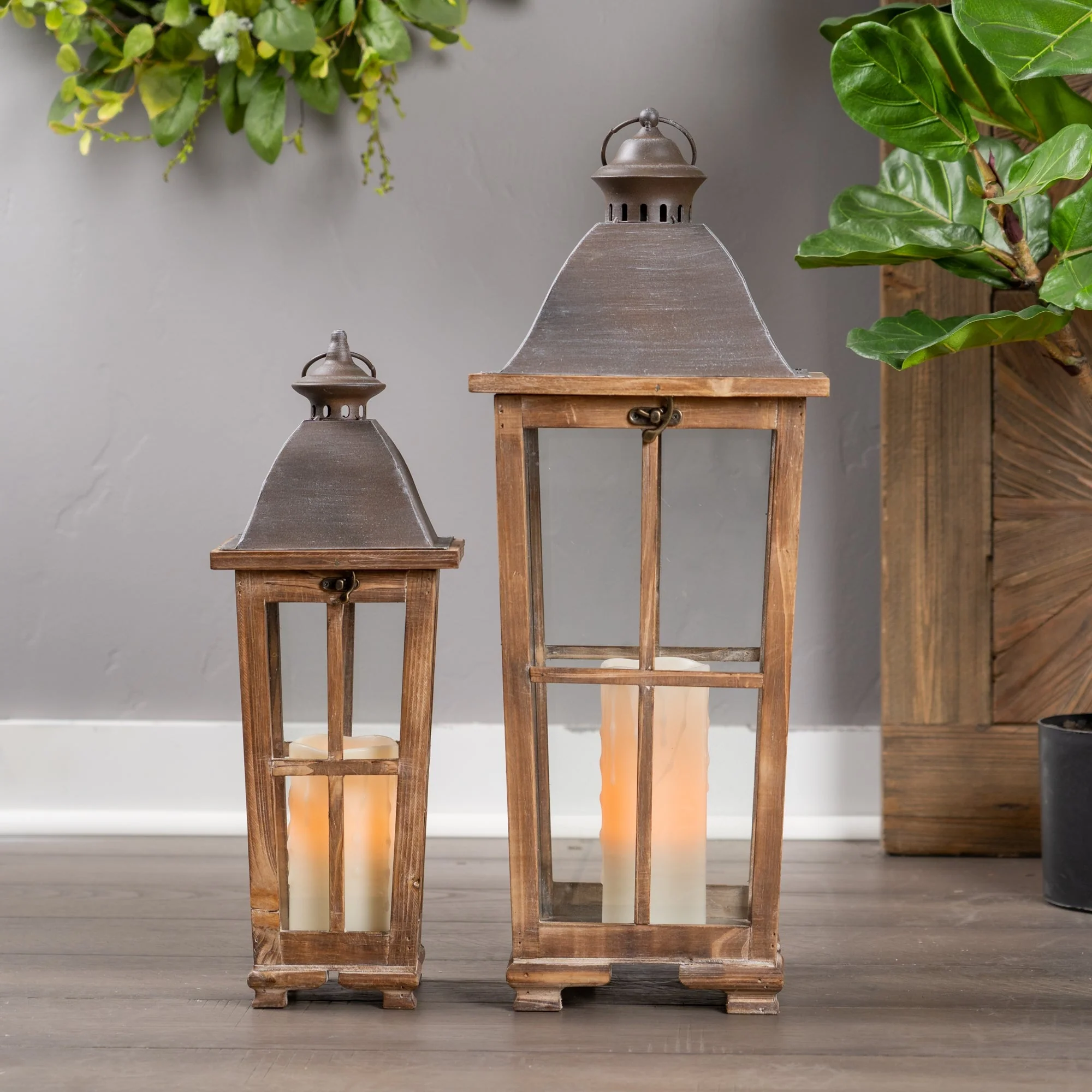 Tapered wood lantern with metal lid (set of 2) - Image 2