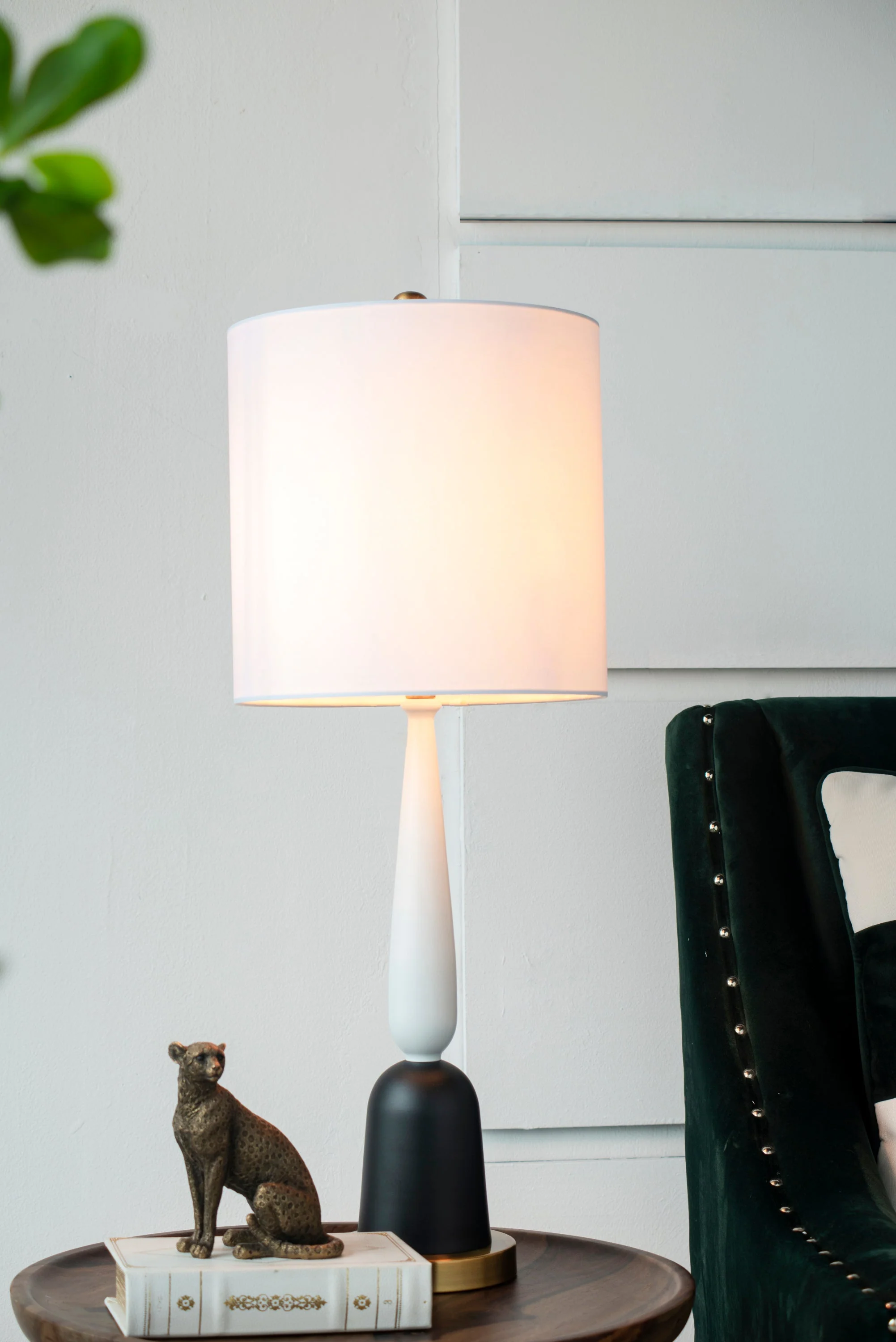 Teardrop Silhouette Table Lamp - Image 2