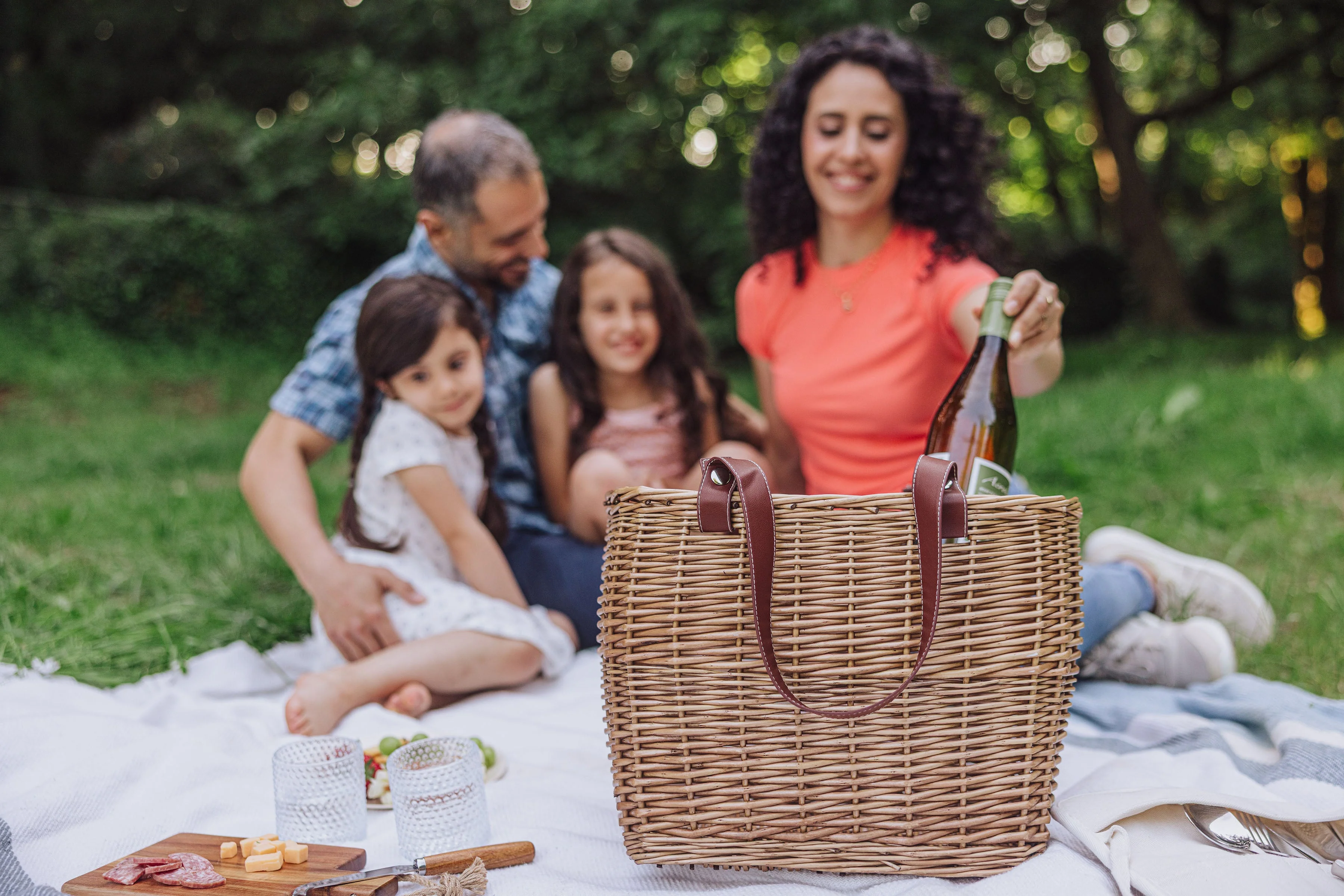 Terrabella Earth Friendly Handwoven Picnic Basket Set for 2 - Image 16