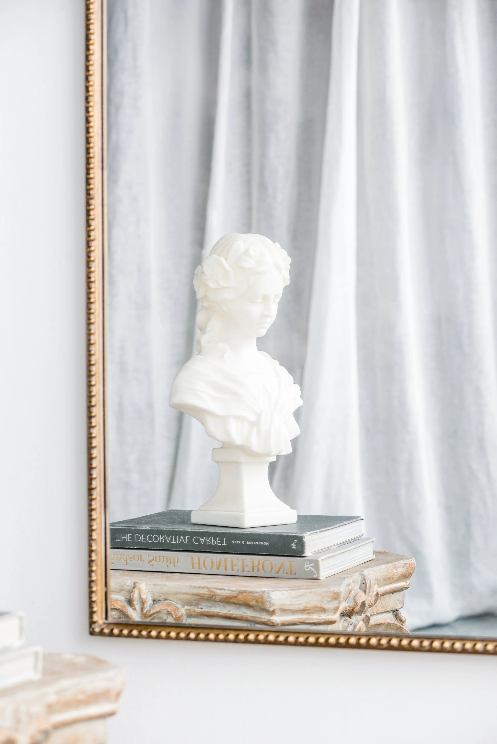 The Aurelia Mirror - Image 9