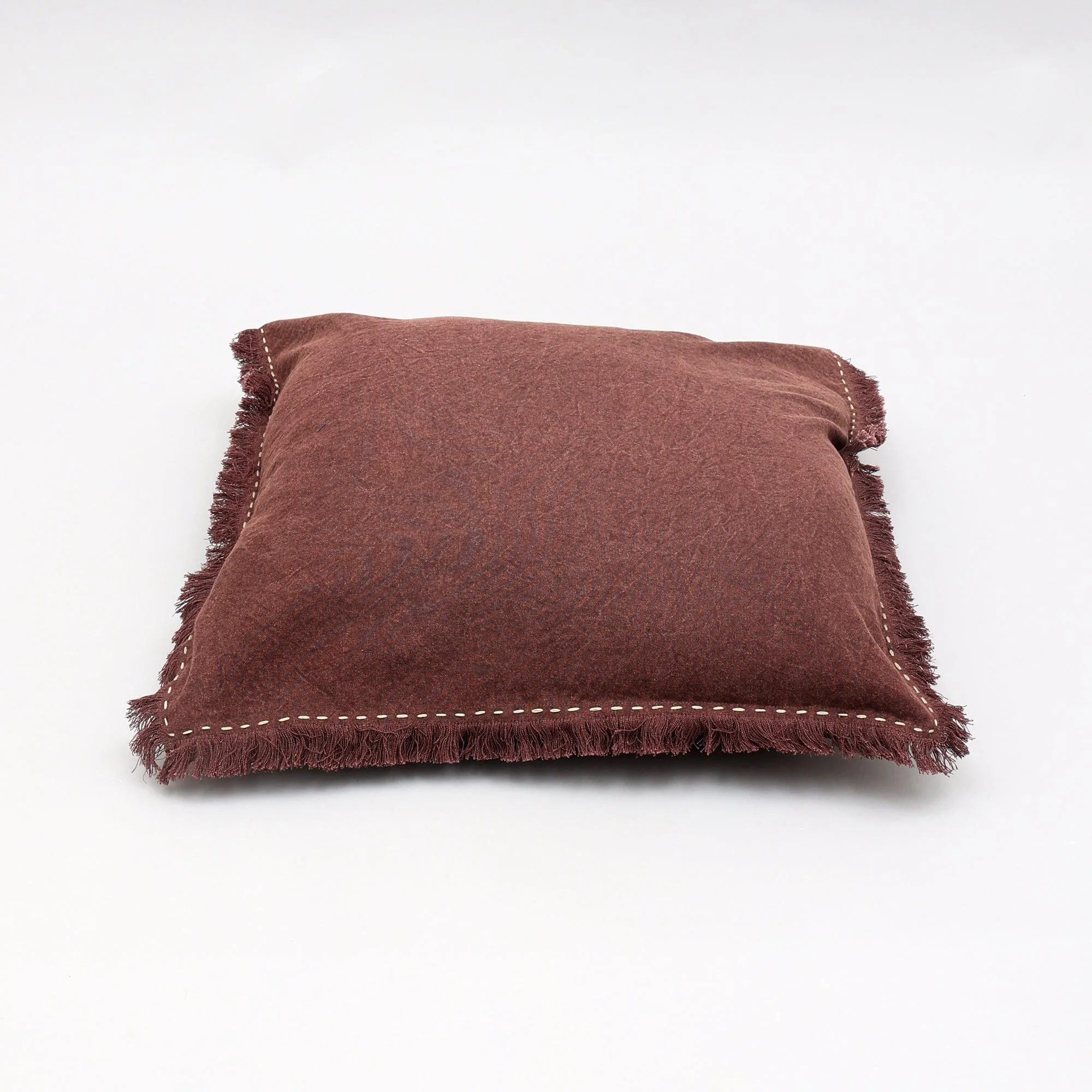 The Handwoven Fringe Cotton-Linen Pillow - Image 3