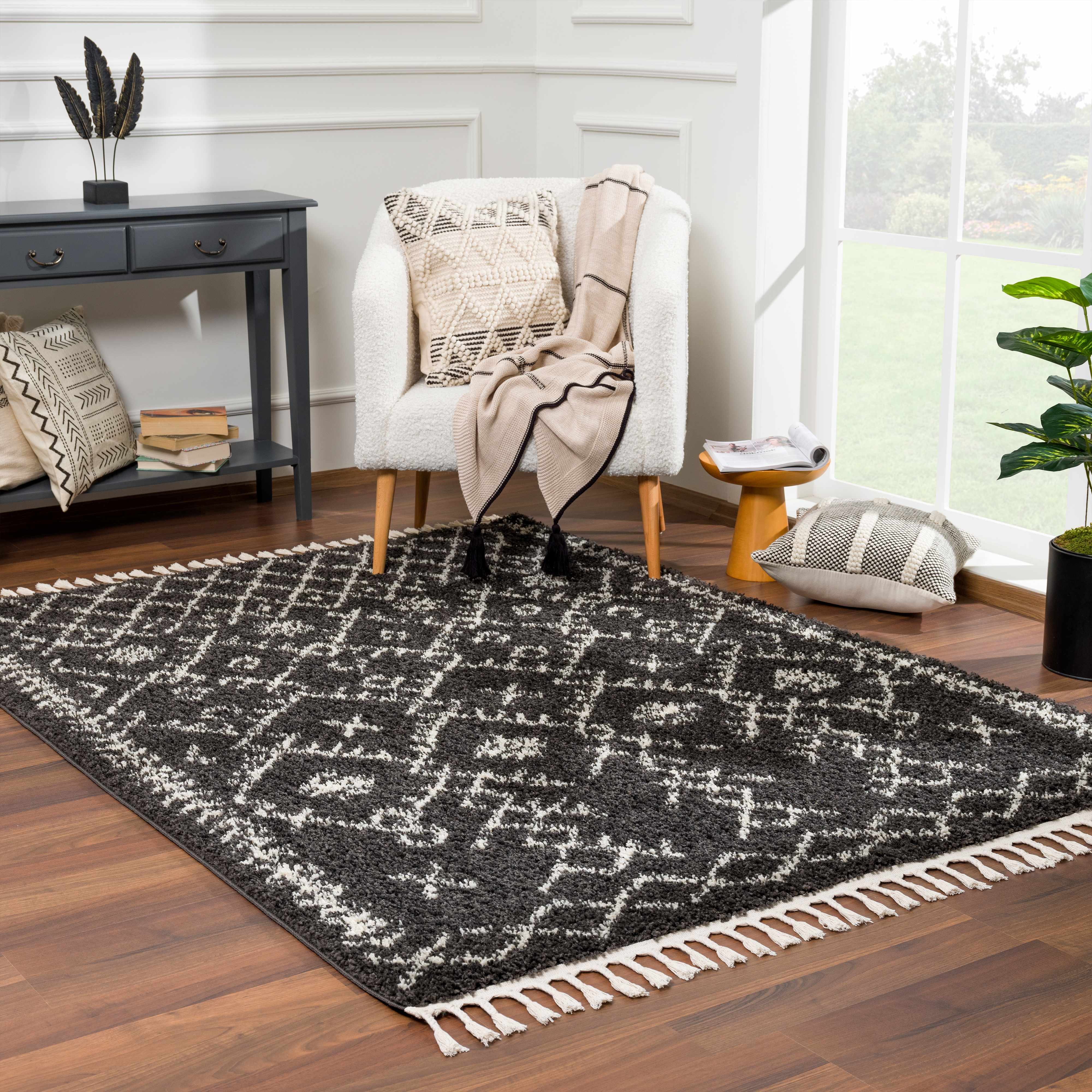 Thetford Black Berber Shag Rug - Clearance - Image 14