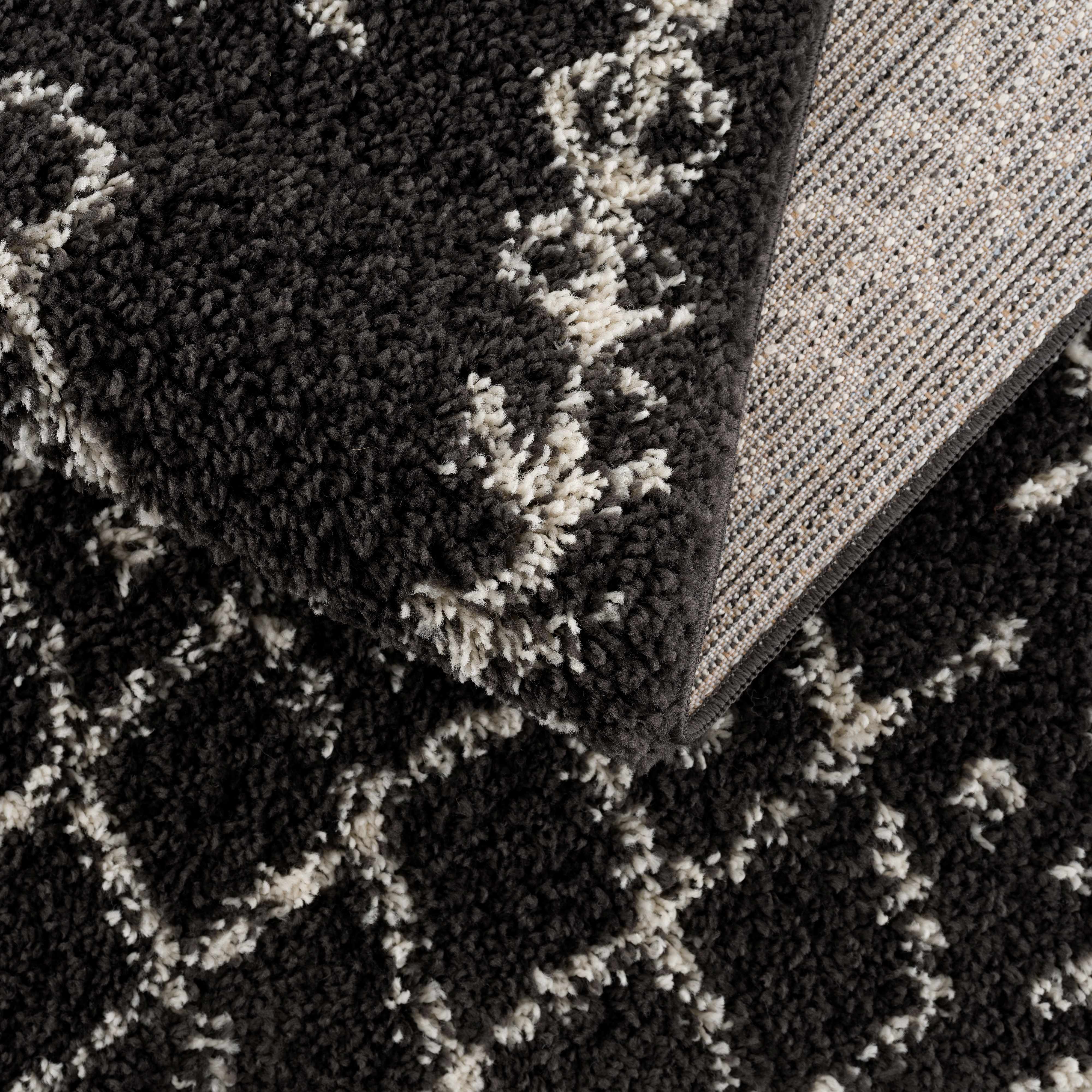 Thetford Black Berber Shag Rug - Clearance - Image 15