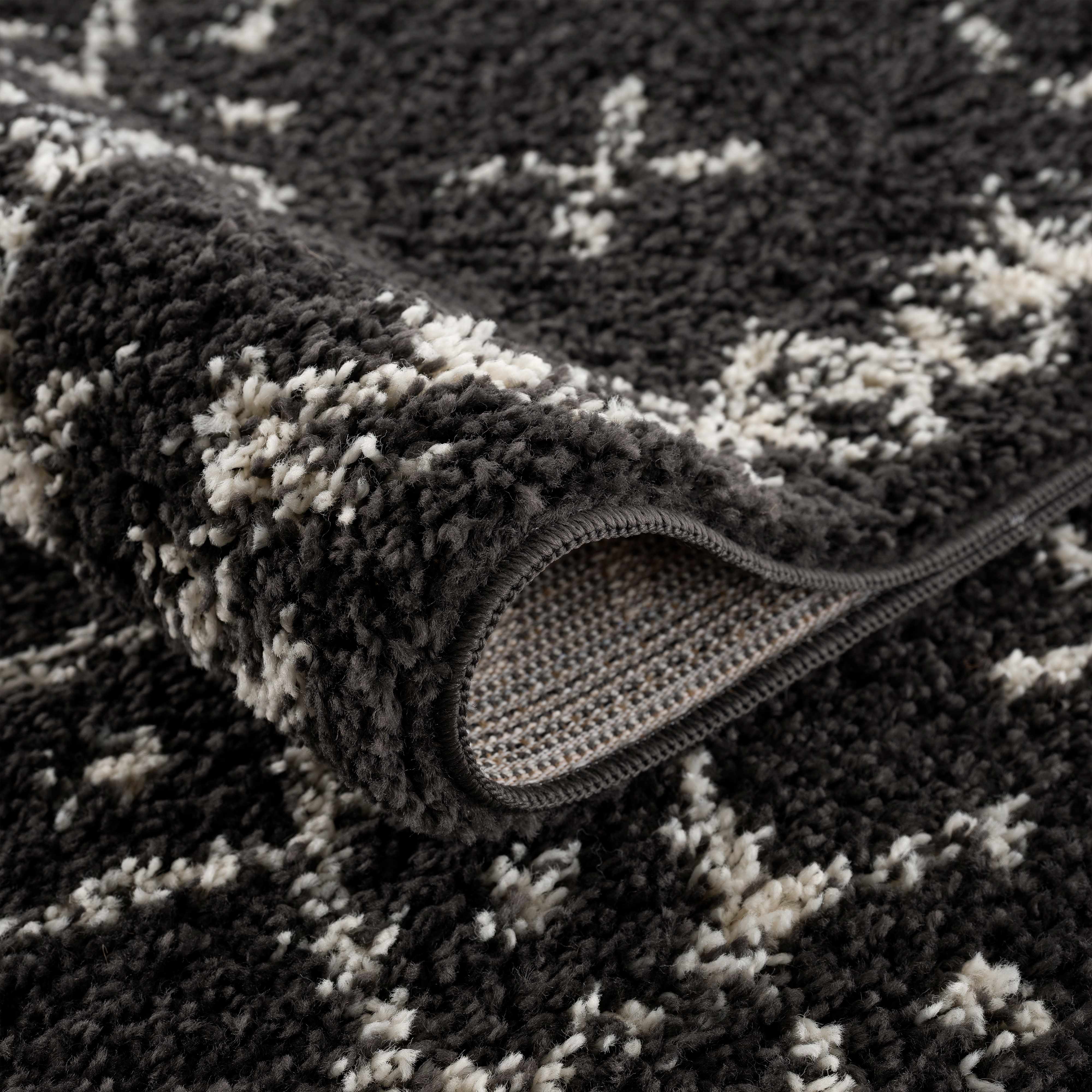 Thetford Black Berber Shag Rug - Clearance - Image 7