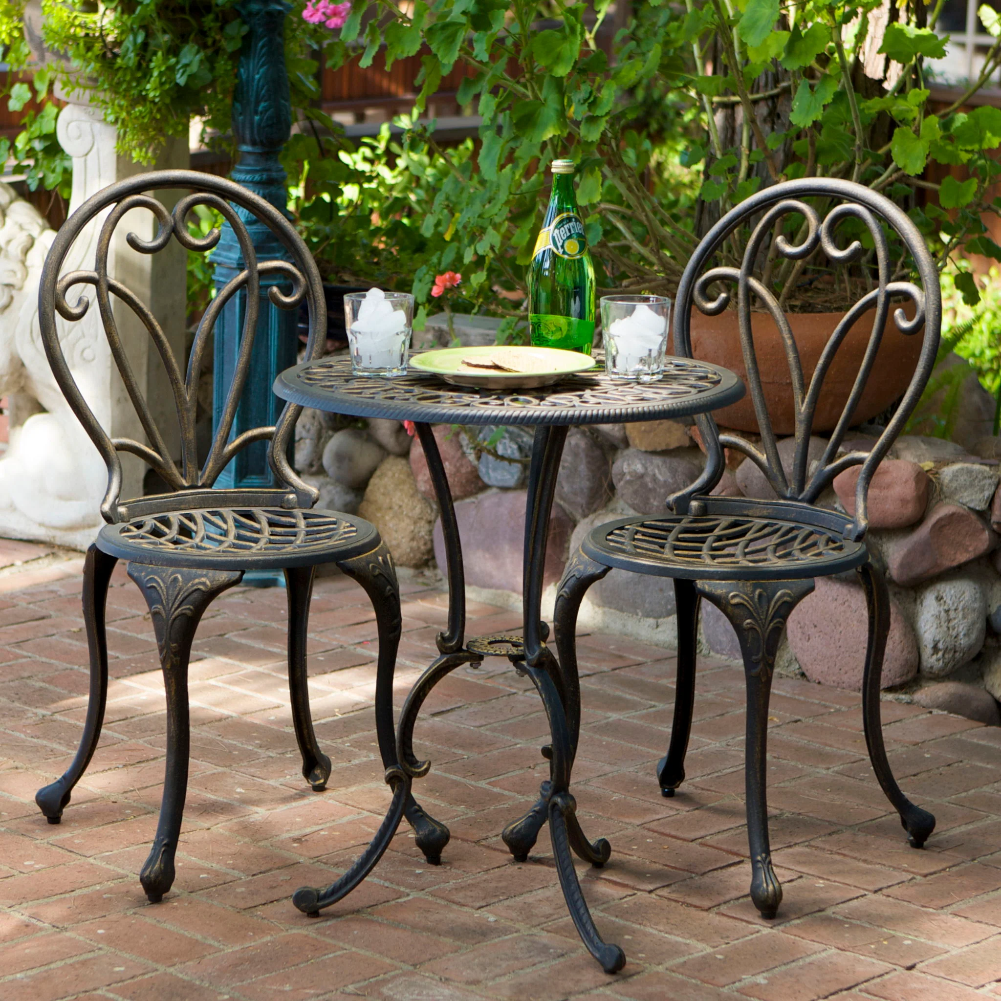 Thomas - 3 Pieces Cast Bistro Set - Black / Gold - Image 3