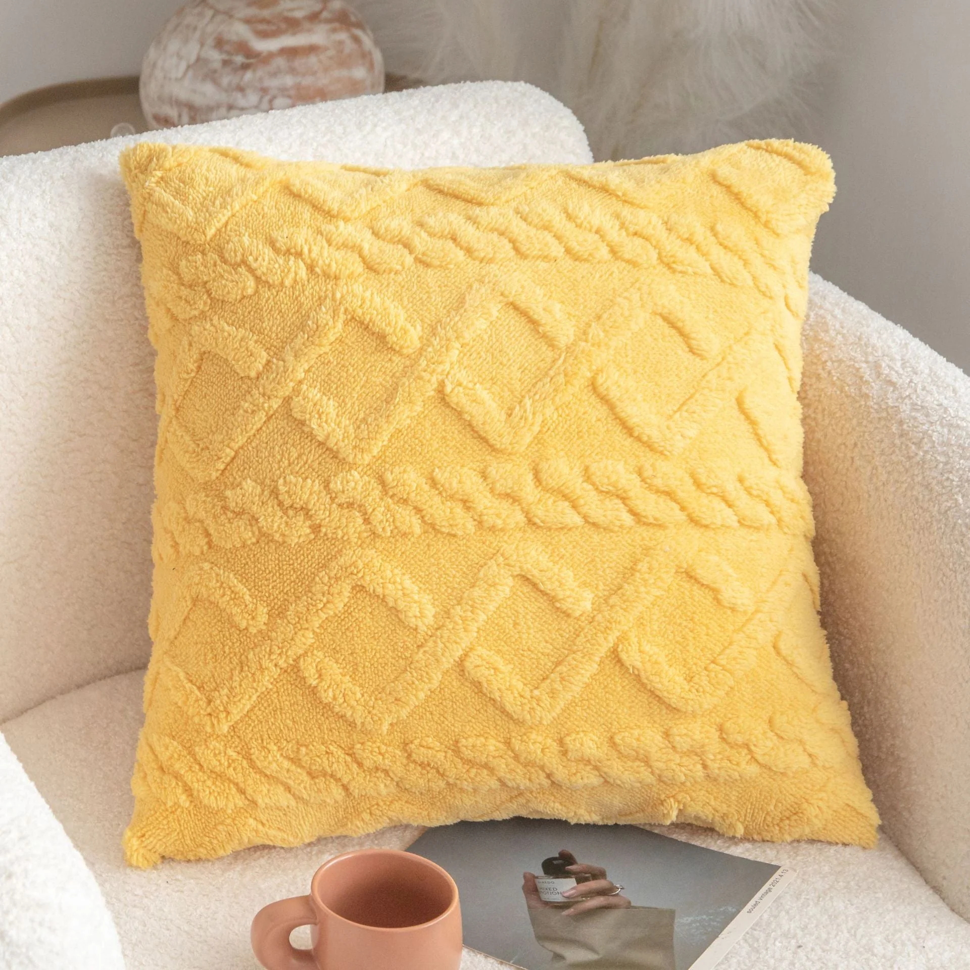 Throw pillow SUPER SOFT 3D  Geometric PATTERN Fur  Pack of 2 throw pillows WITH 450g insert 18"x18" - Image 19