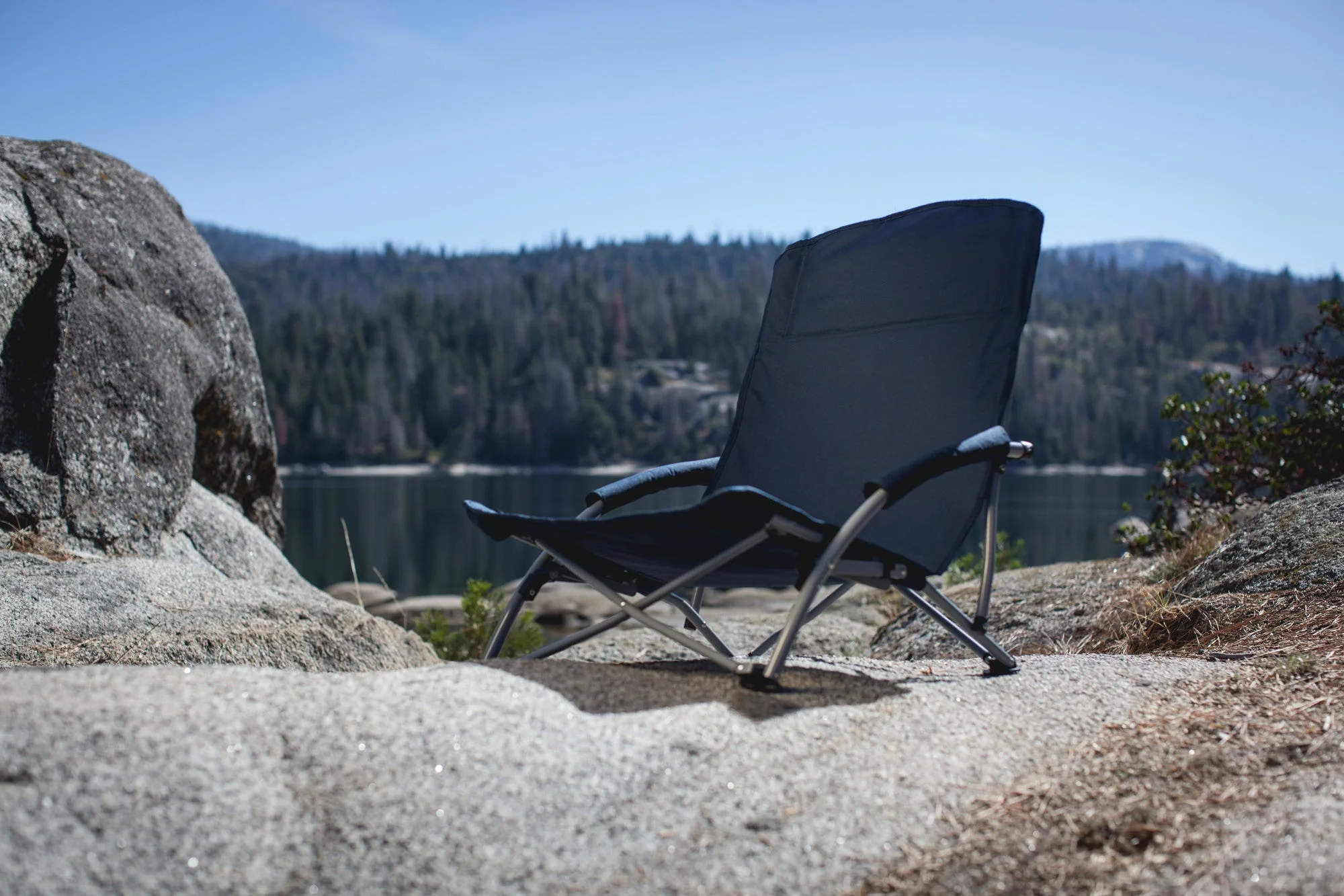 Tranquility Beach Chair with Carry Bag - Image 9