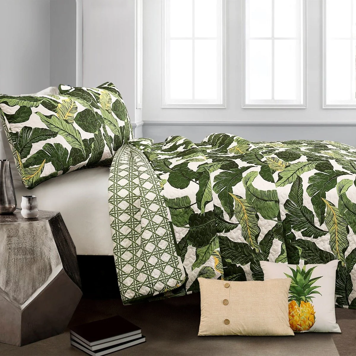 Tropical Paradise Quilt 5 Piece Set - Image 2