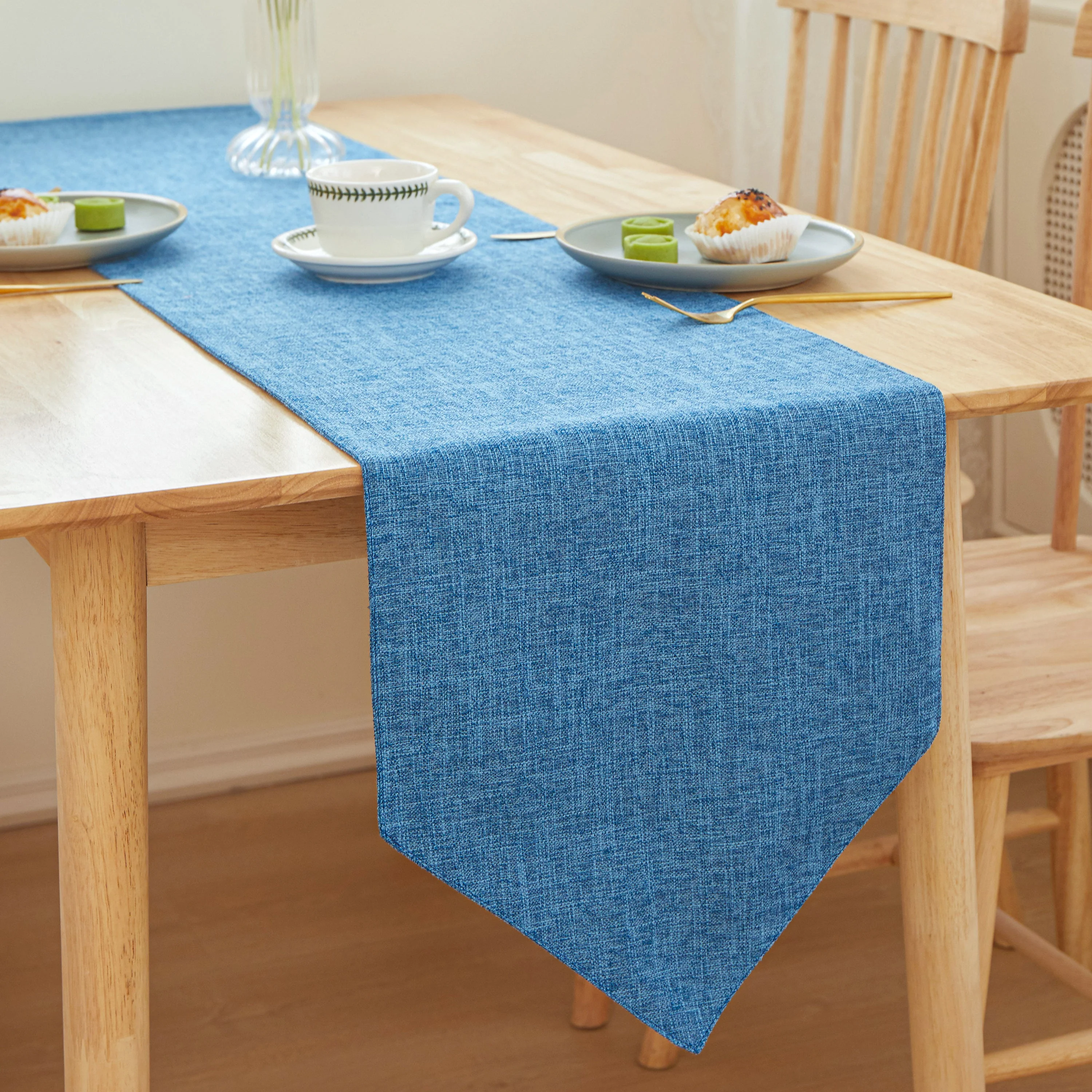 TRT Table Cloth Triangle Edges 12" W x 71" L - Image 10