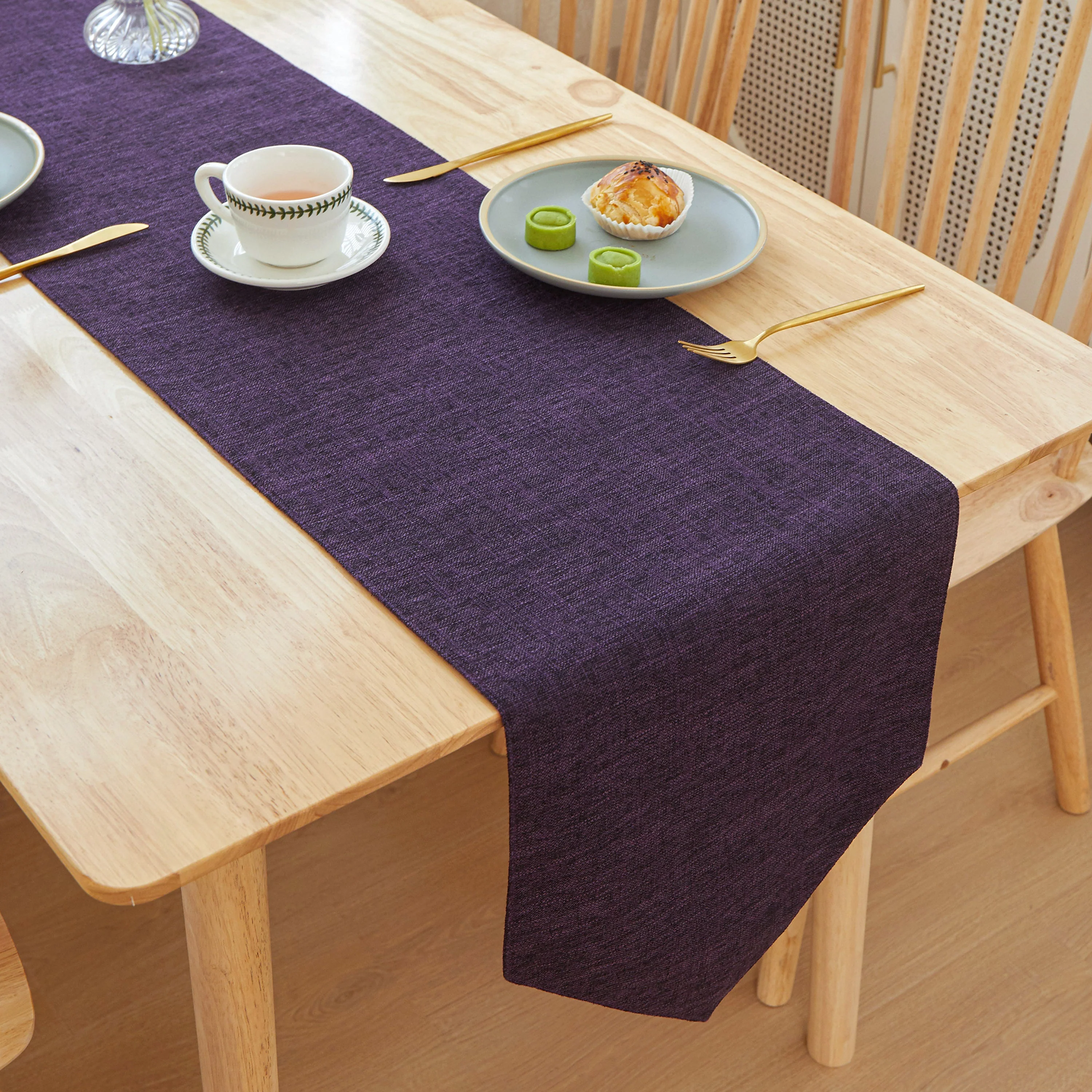 TRT Table Cloth Triangle Edges 12" W x 71" L - Image 19