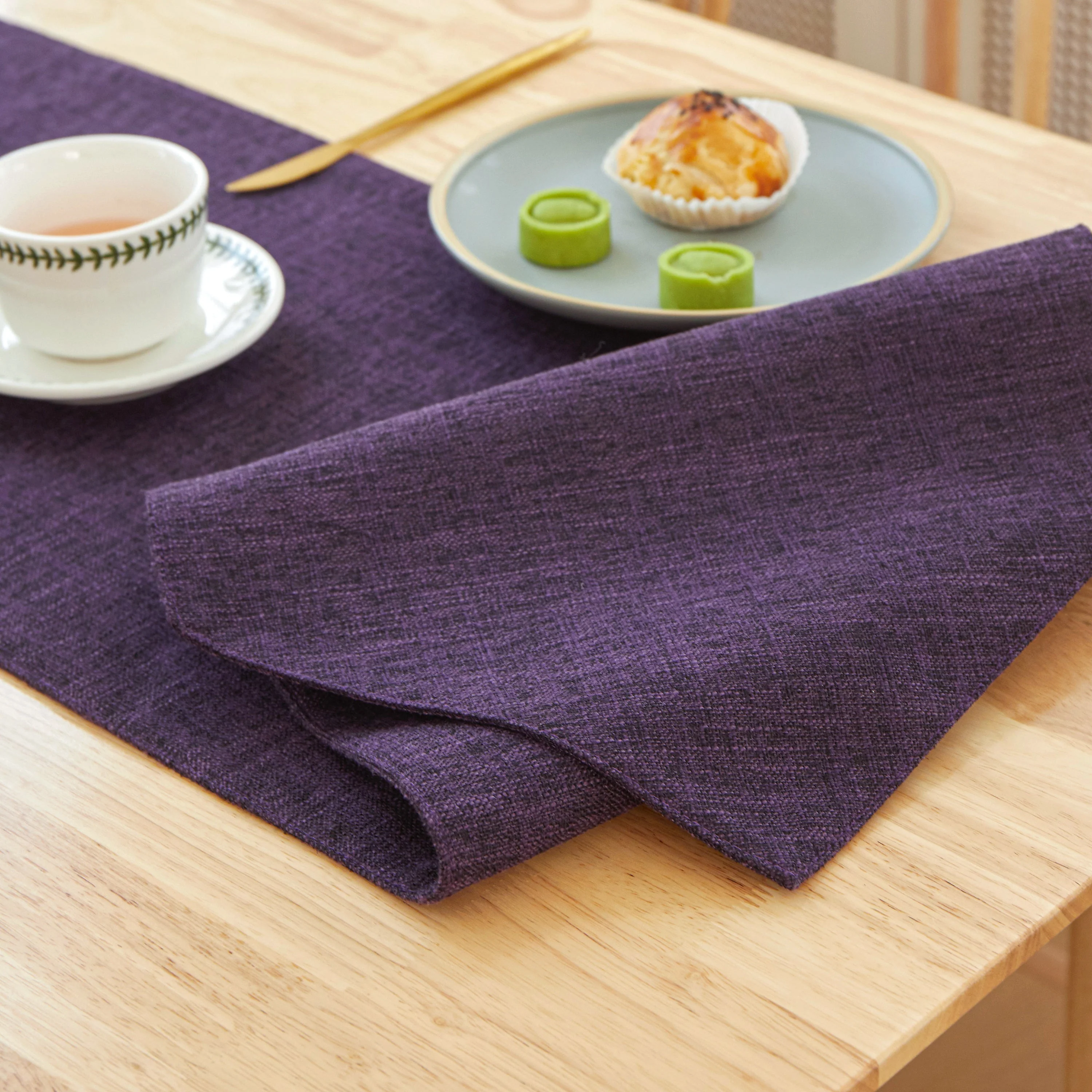 TRT Table Cloth Triangle Edges 12" W x 71" L - Image 21