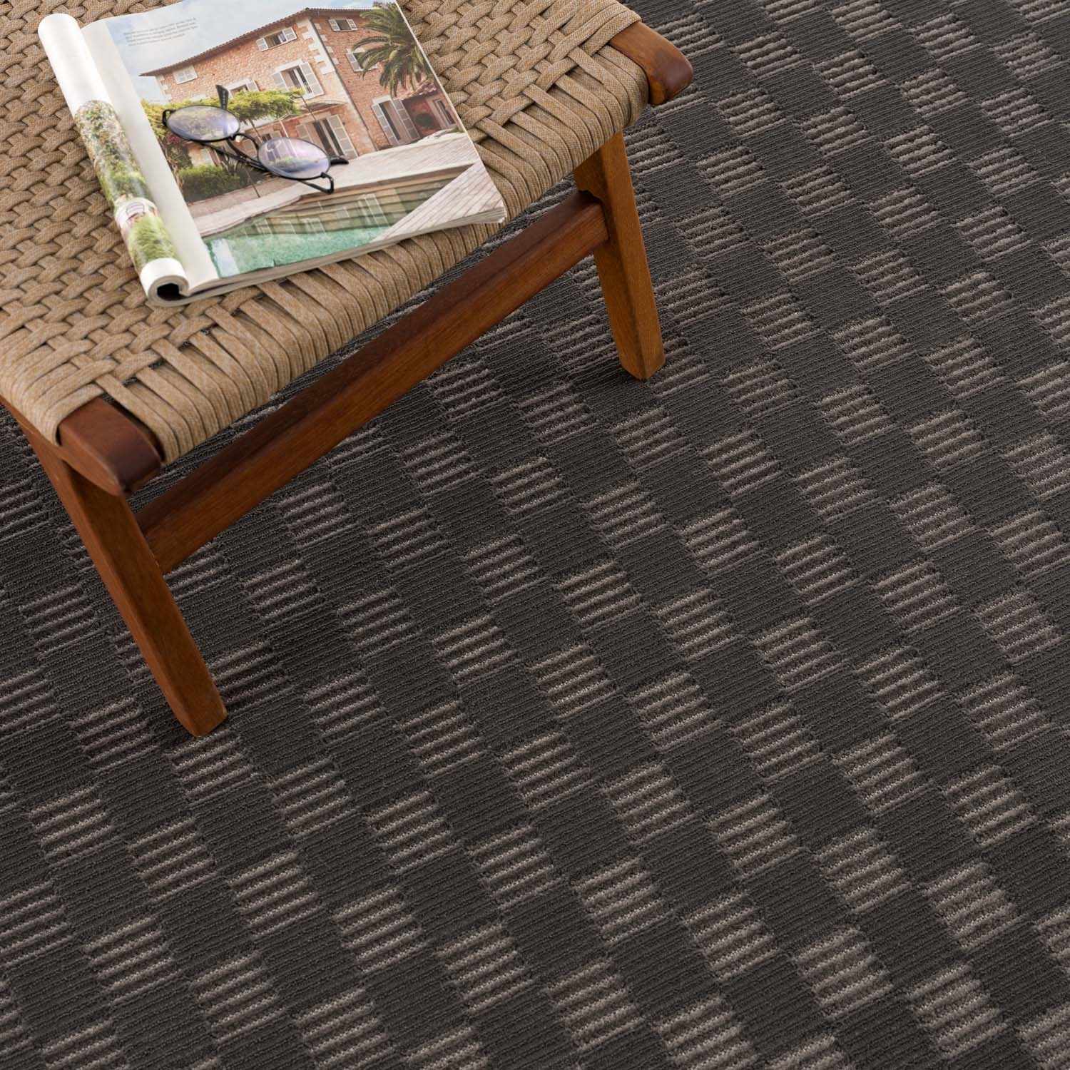 Truls 3D Checkered Washable Rug - Black - Image 9