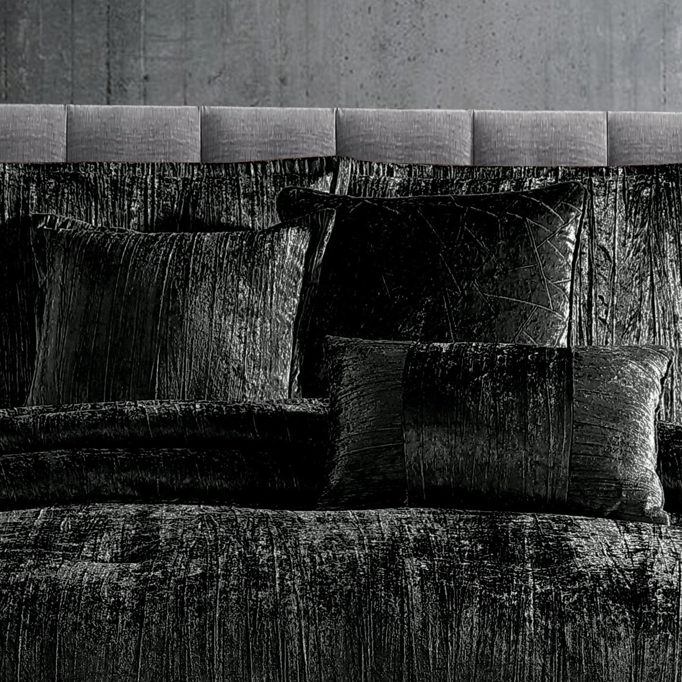 Turin 7 Piece Black Crinkle Velvet Comforter Set - Image 2