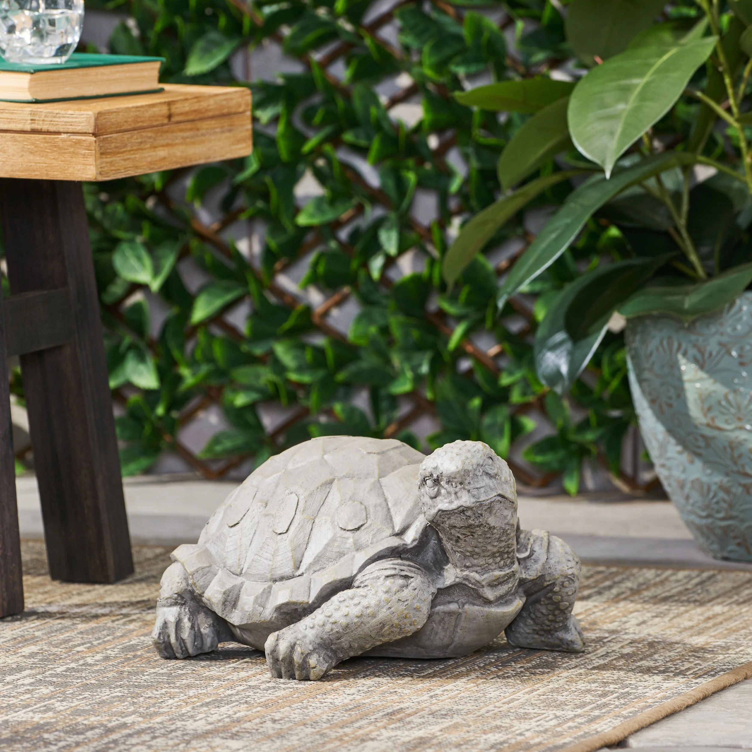 Turtle Decor Outdoor Turtle Statue in Dark Gray - Image 4