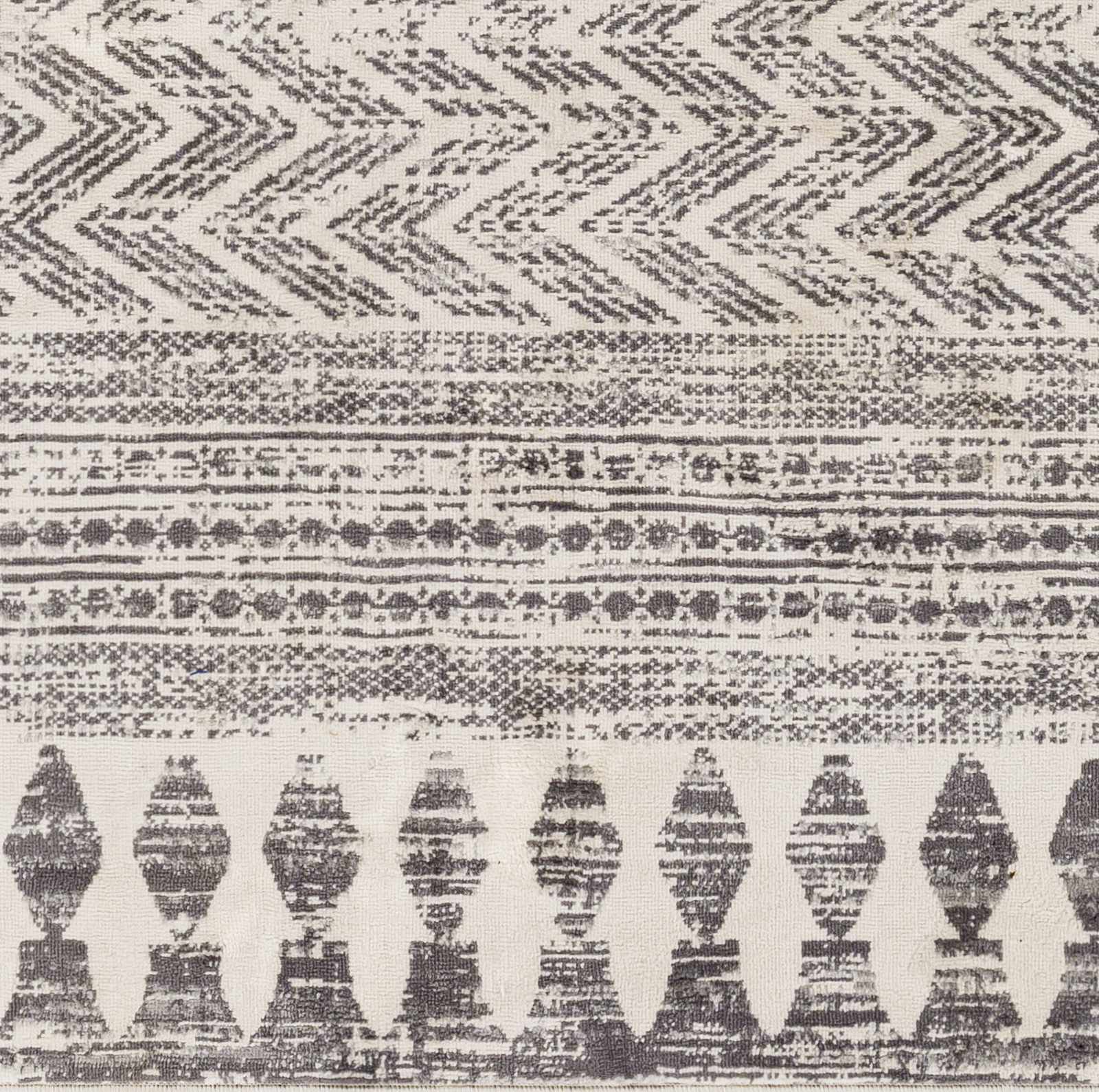 Tuy Area Rug - Image 4