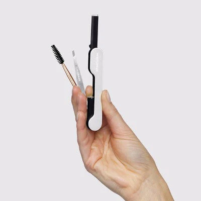 Tweezerman Brow & Facial Grooming Set - Image 3