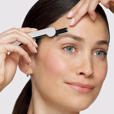 Tweezerman Brow & Facial Grooming Set - Image 5
