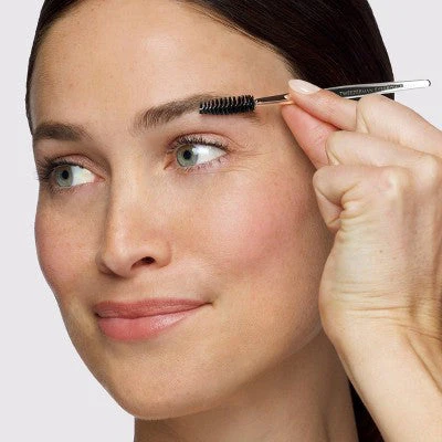Tweezerman Brow & Facial Grooming Set - Image 6