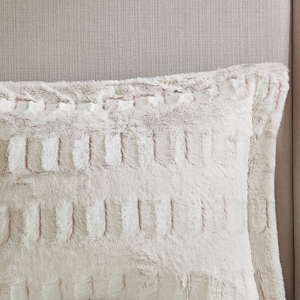 Twin/Twin XL Back Print Long Fur Comforter Mini Set - Image 7