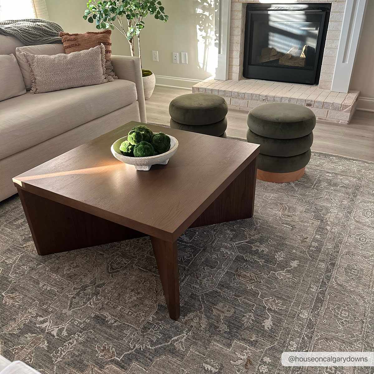 Ulubey Distressed Gray Area Rug - Image 12