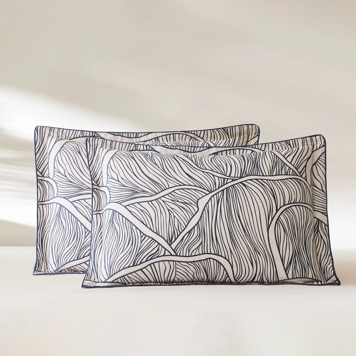 Umbra Bloom Comforter Set - Image 13