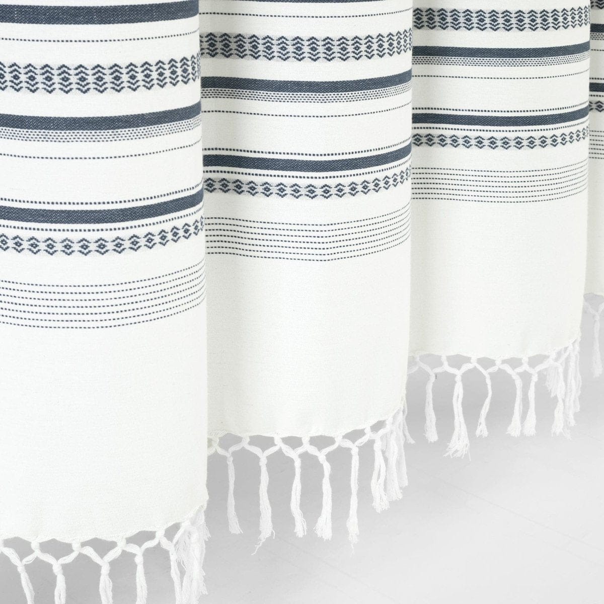 Urban Woven Yarn Dyed Recycled Cotton Blend Shower Curtain - Image 6