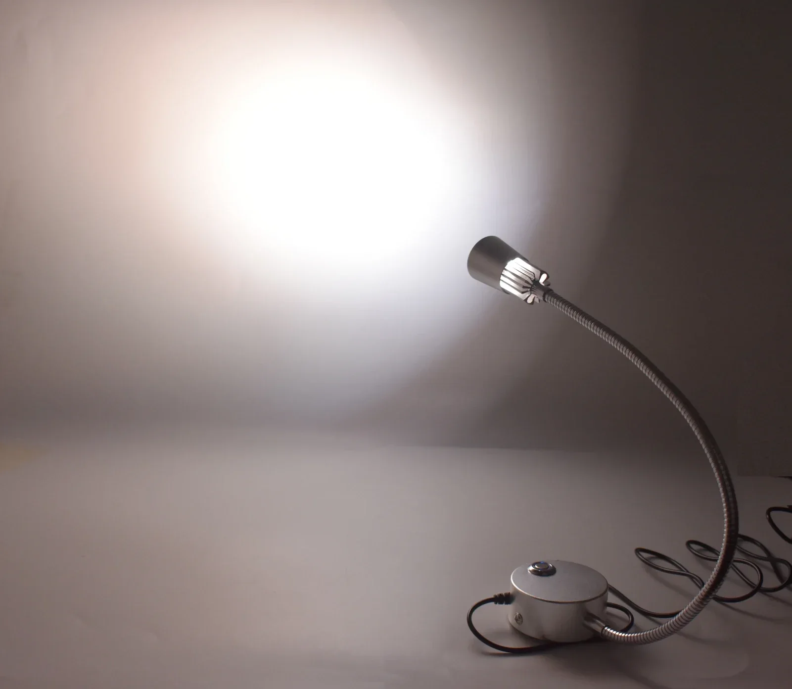 USB Wall Reading Lamp Dimmable Gooseneck Bedside Light 3CCT CRI98 - Image 7