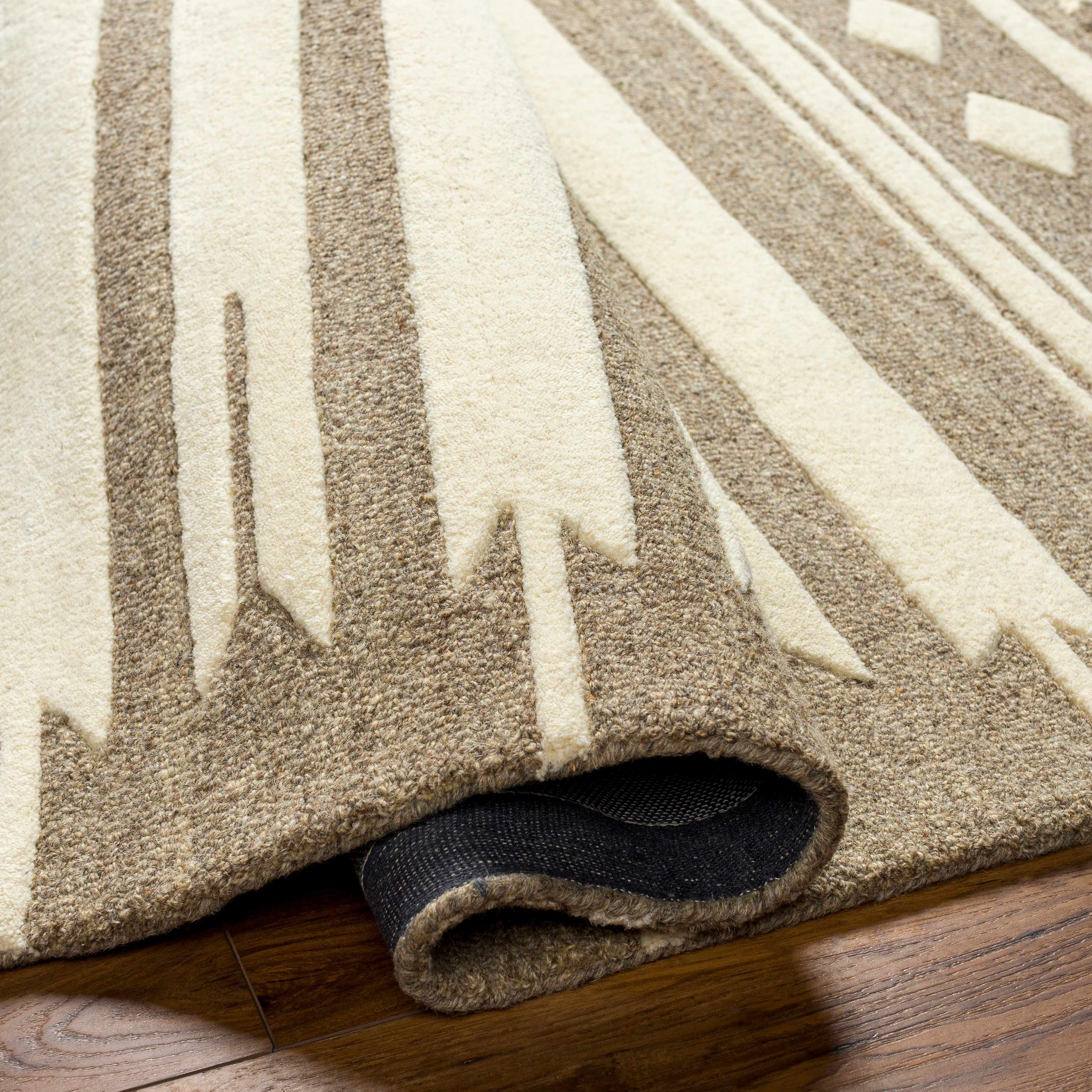 Vamo Area Rug - Clearance - Image 12