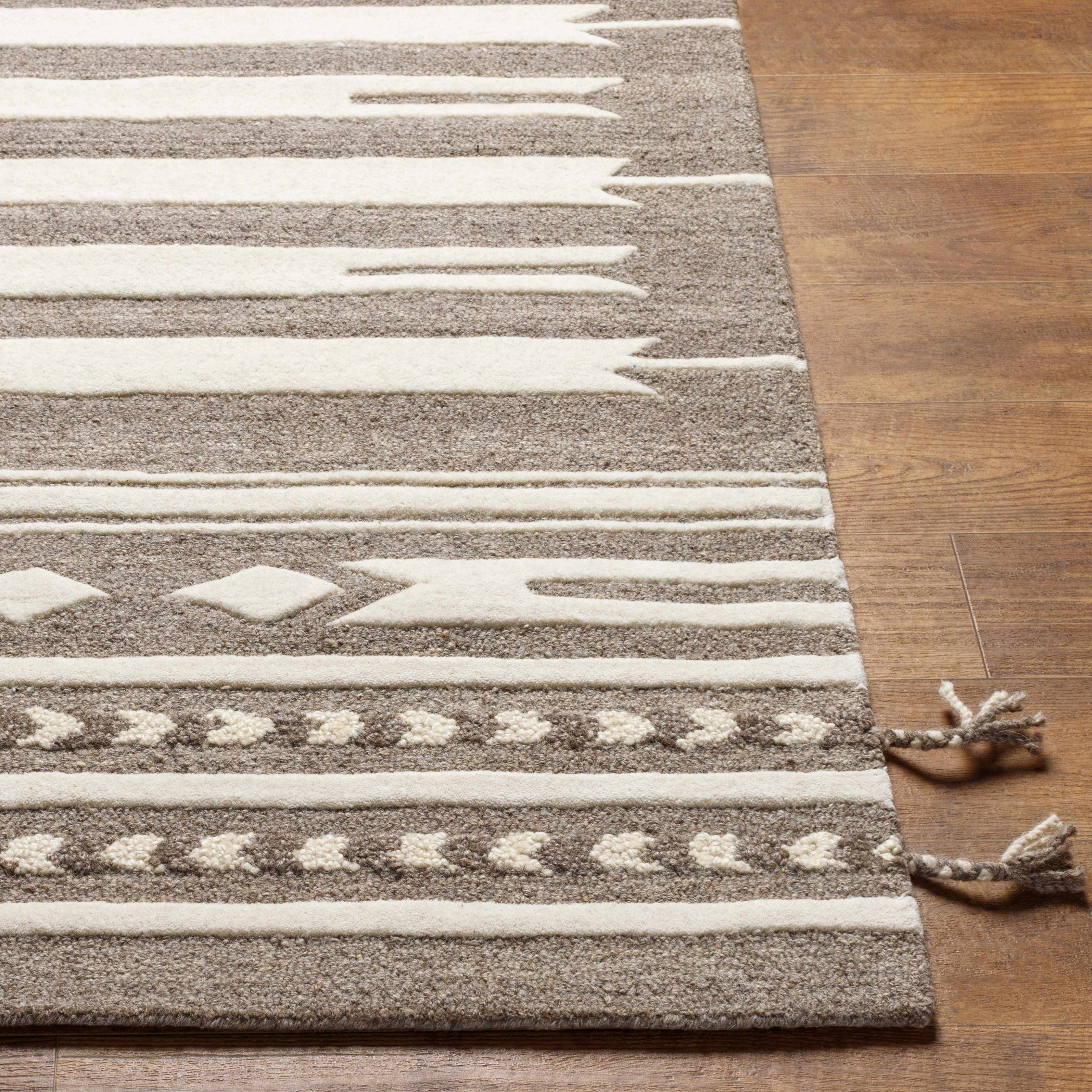 Vamo Area Rug - Clearance - Image 6
