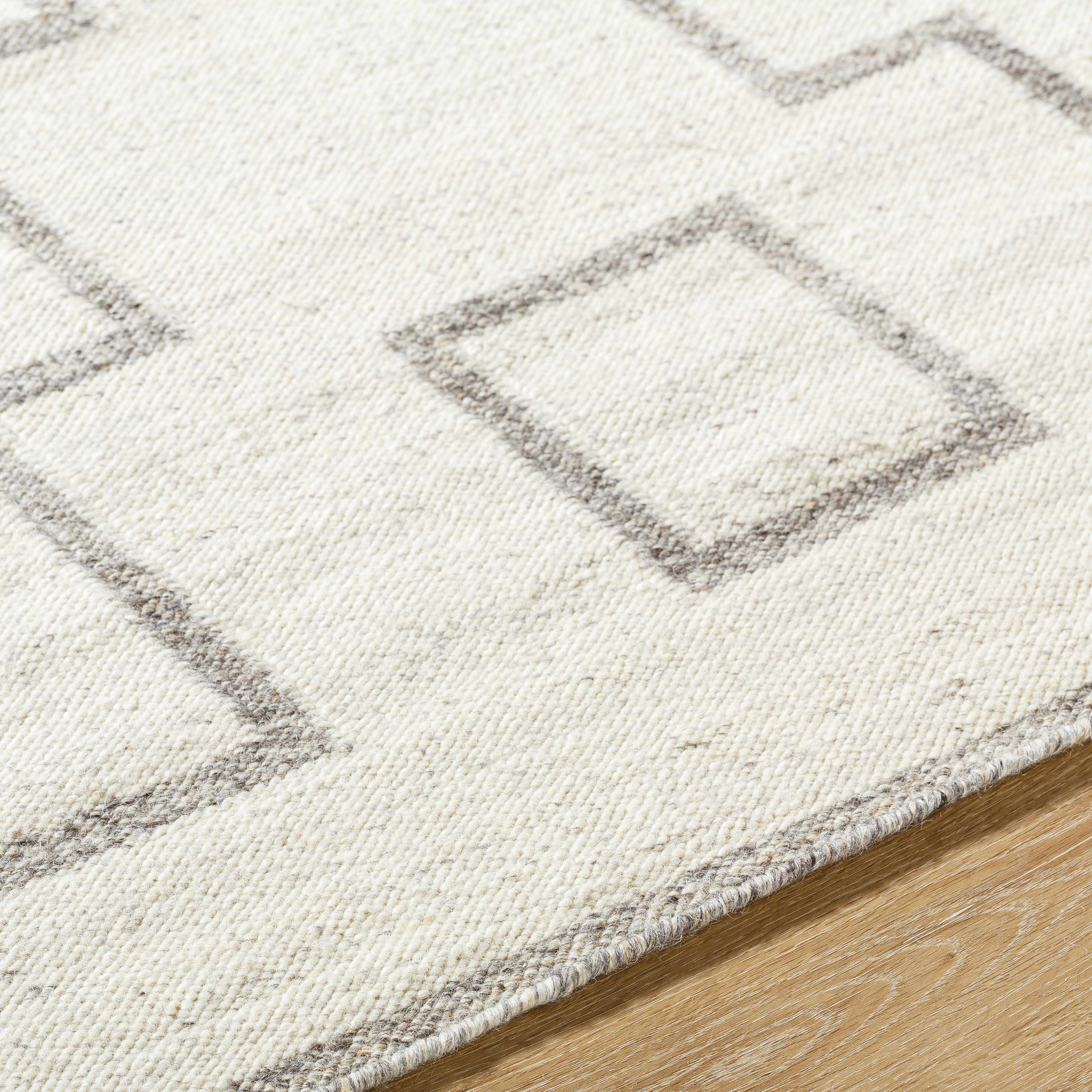 Vanig Area Rug - Image 6